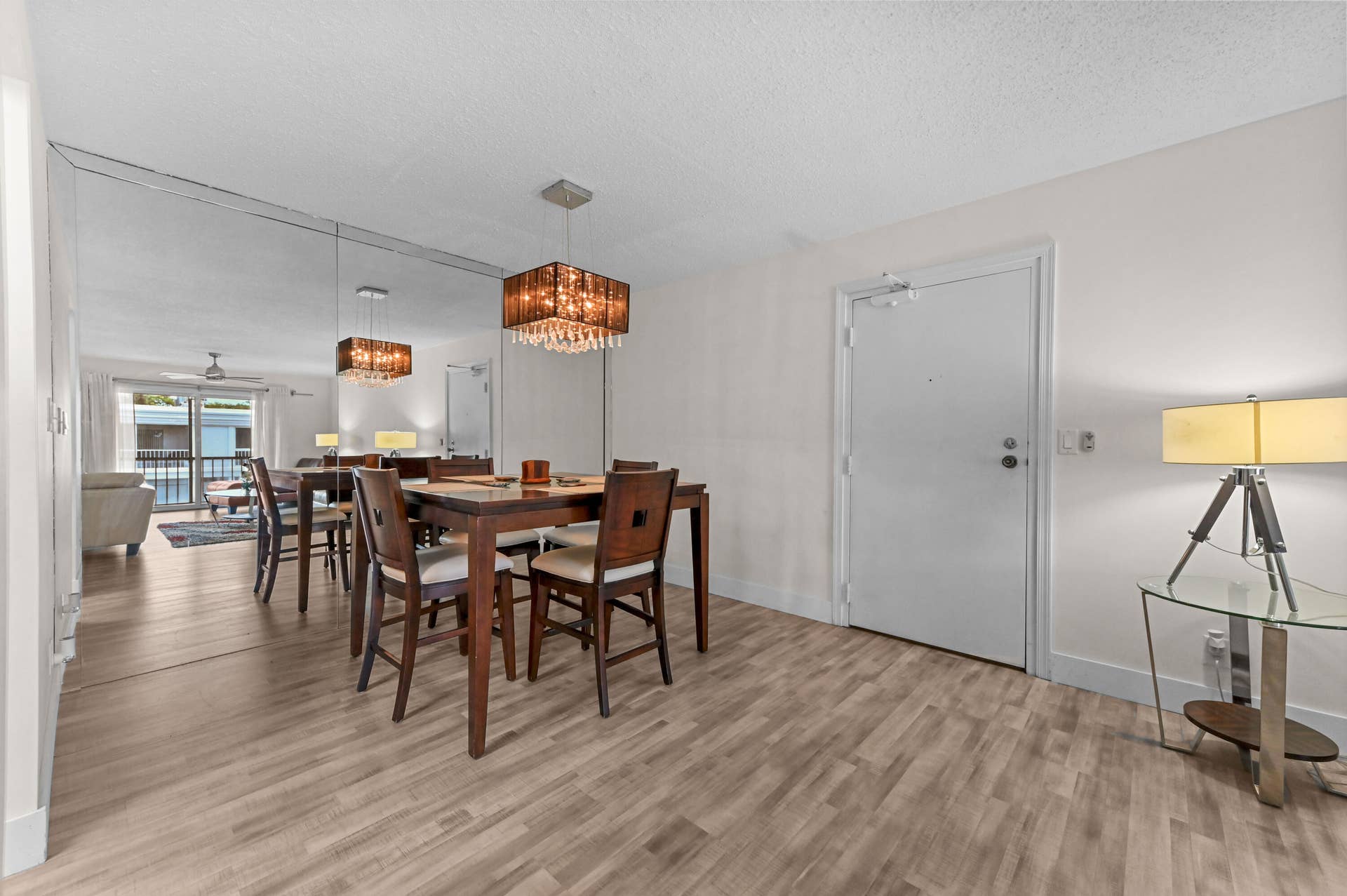6309 Bay Club Drive, #3, Fort Lauderdale, FL 33308 09 Dining area 01