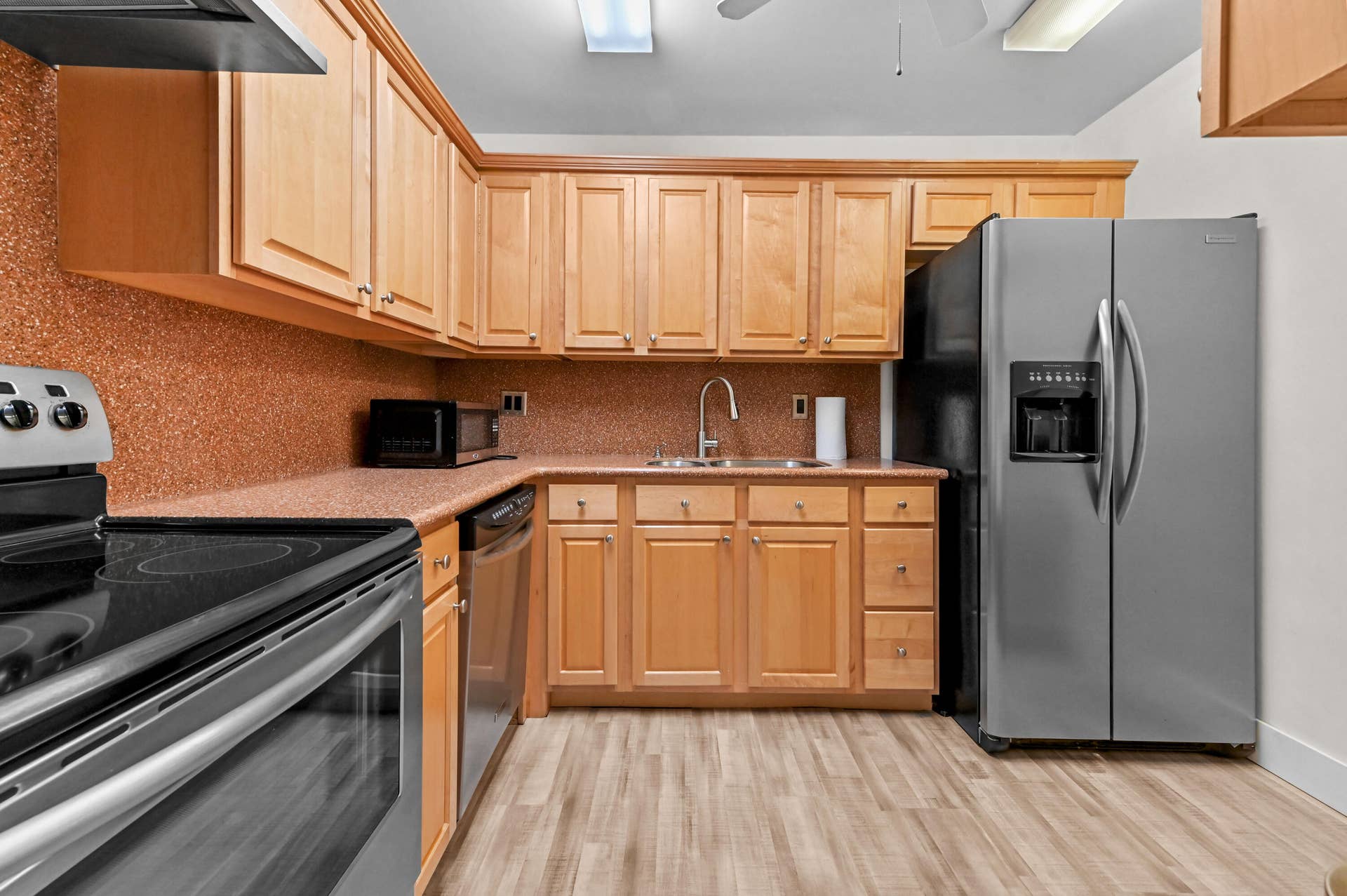 6309 Bay Club Drive, #3, Fort Lauderdale, FL 33308 11 Kitchen 01