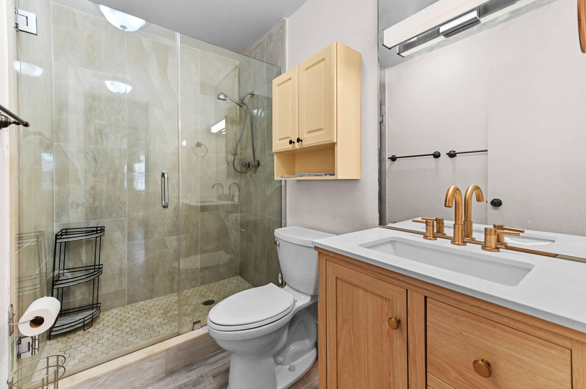 6309 Bay Club Drive, #3, Fort Lauderdale, FL 33308 16 Bathroom 01