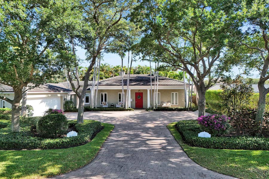 Property photo for 15 Minnetonka Road, Sea Ranch Lakes, FL