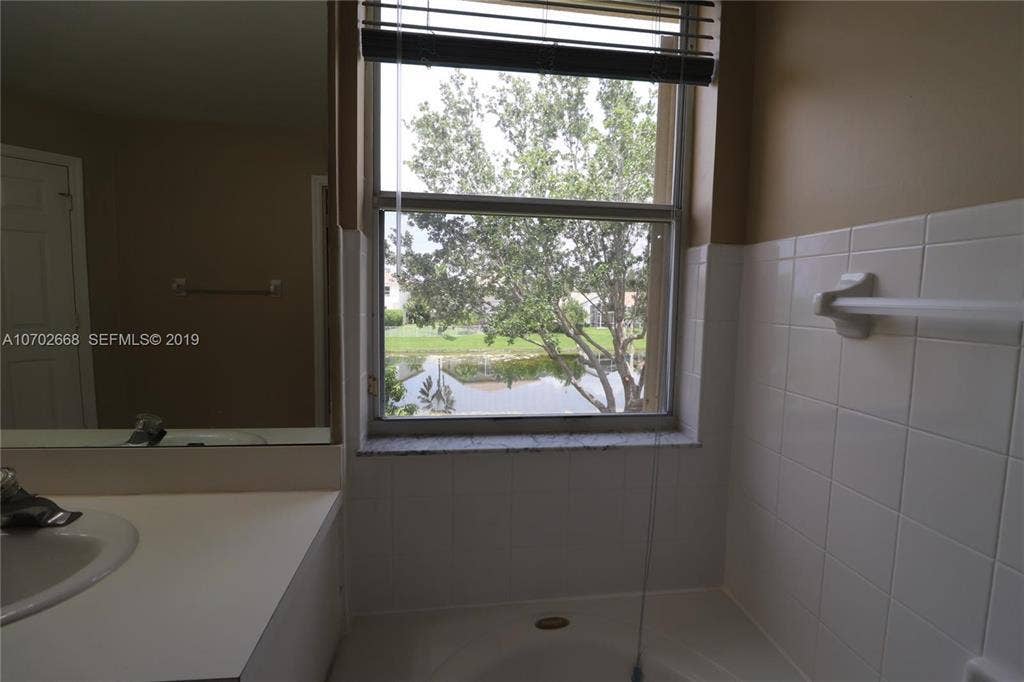 16241 Opal Creek Drive, Weston, FL 33331 18