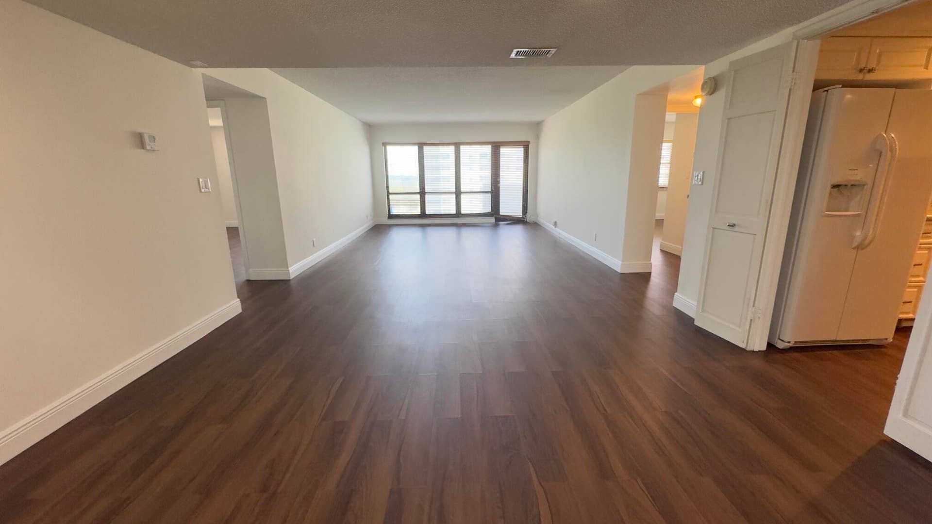 5100 N Ocean Boulevard, #804, Lauderdale By The Sea, FL 33308 Dining/Living Area