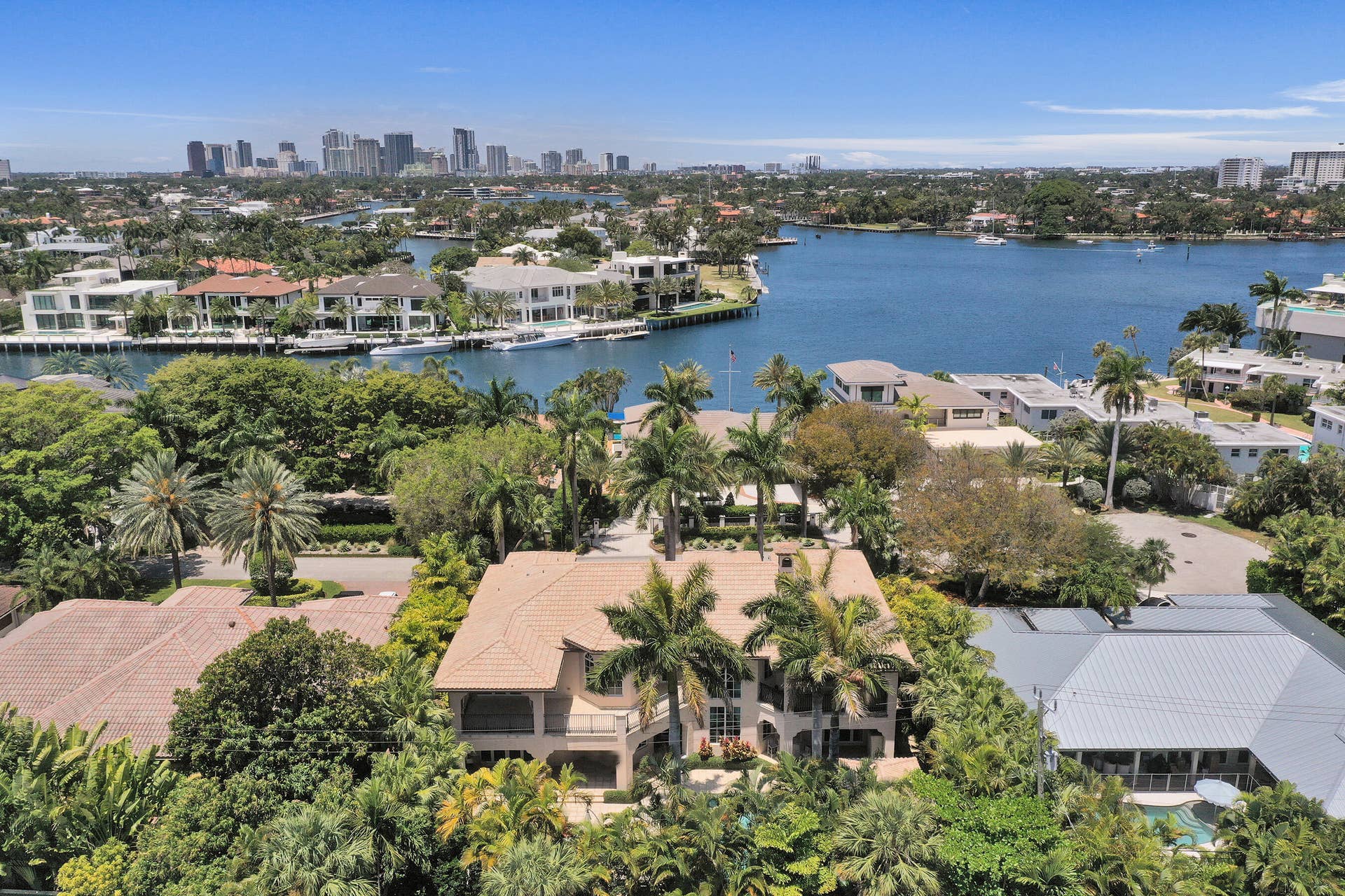 1212 E Lake Drive, Fort Lauderdale, FL 33316 DJI_0778