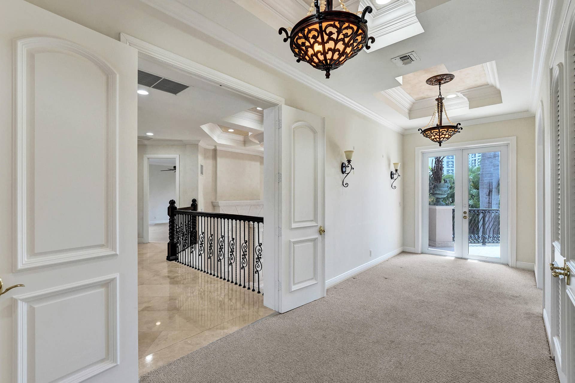 1212 E Lake Drive, Fort Lauderdale, FL 33316 DSC07773