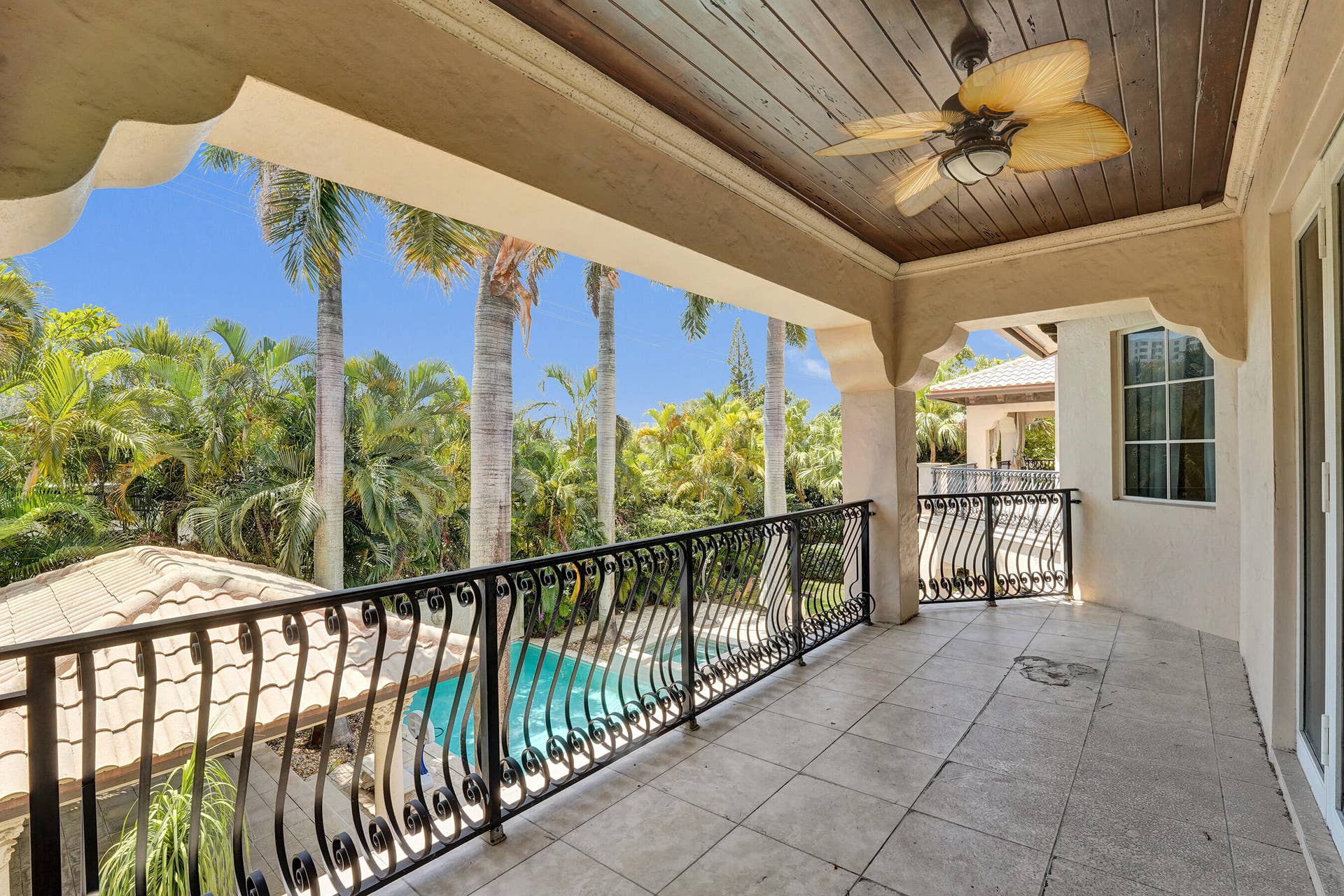 1212 E Lake Drive, Fort Lauderdale, FL 33316 DSC07701
