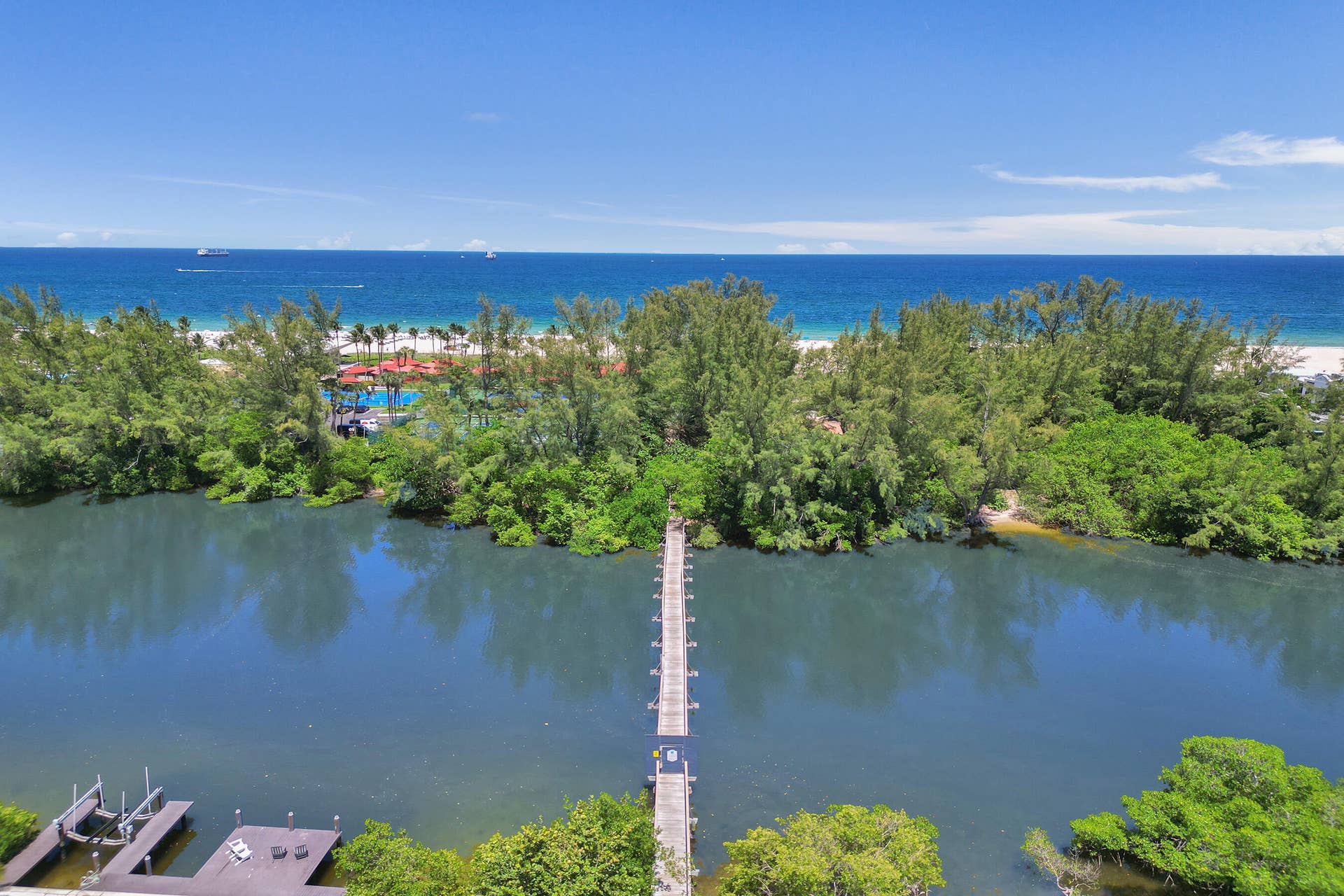 1212 E Lake Drive, Fort Lauderdale, FL 33316 DJI_0281