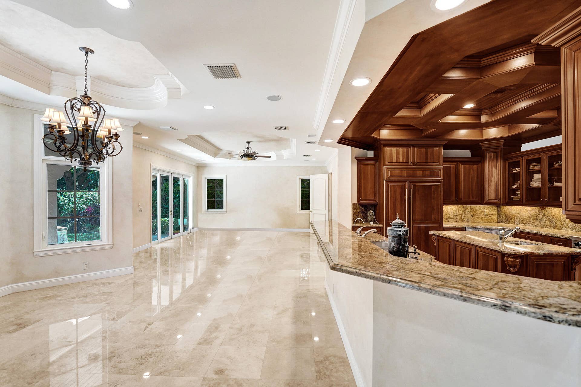 1212 E Lake Drive, Fort Lauderdale, FL 33316 DSC07575