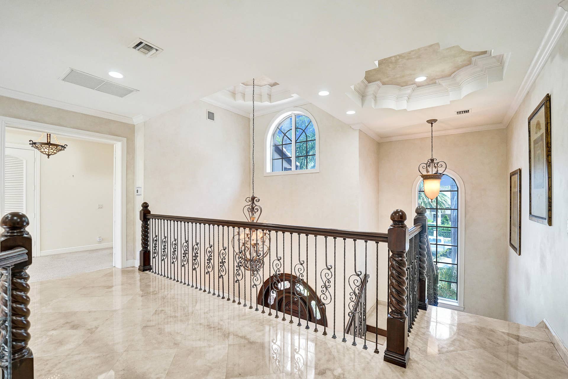 1212 E Lake Drive, Fort Lauderdale, FL 33316 DSC07662