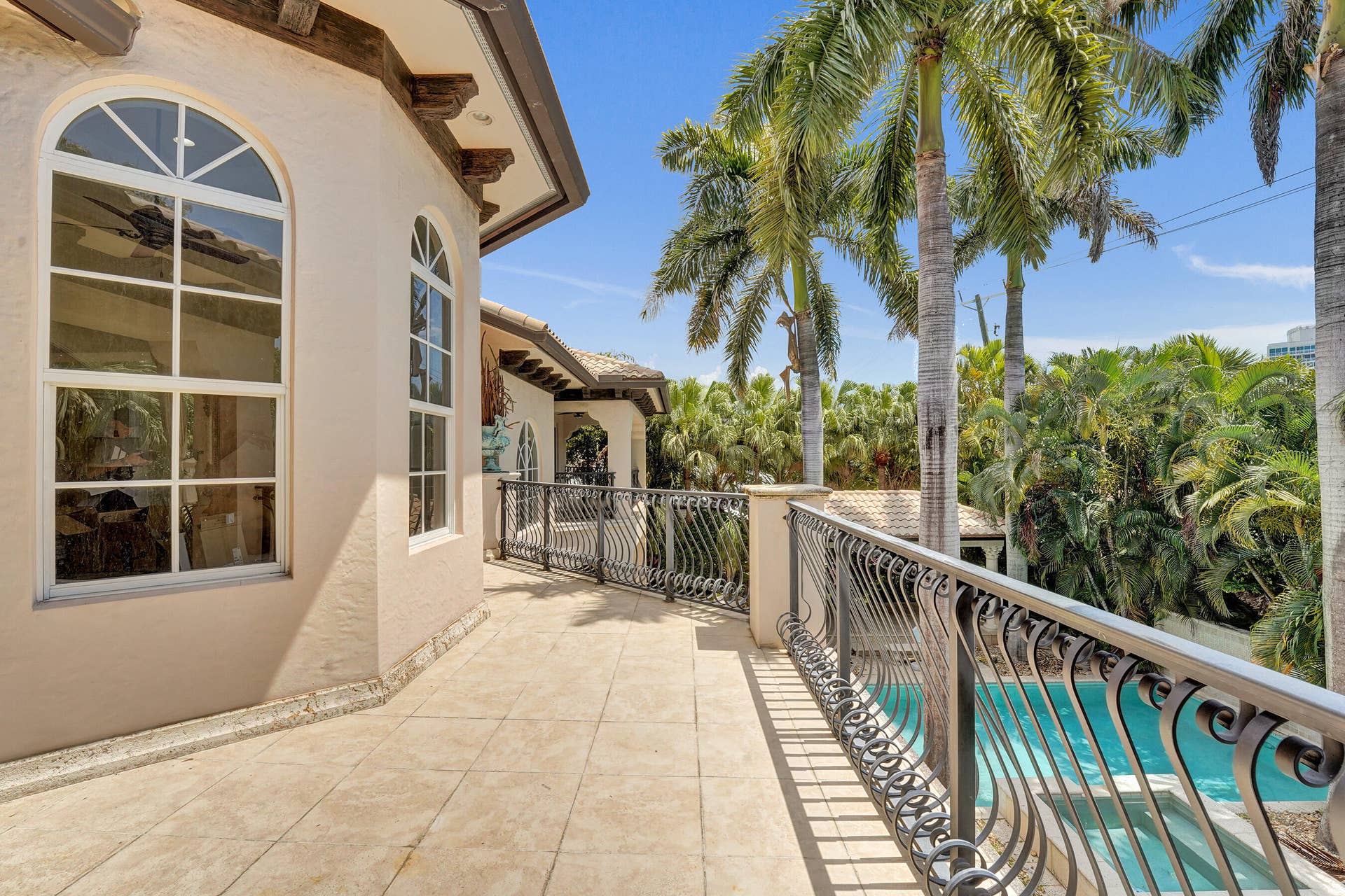 1212 E Lake Drive, Fort Lauderdale, FL 33316 DSC07746