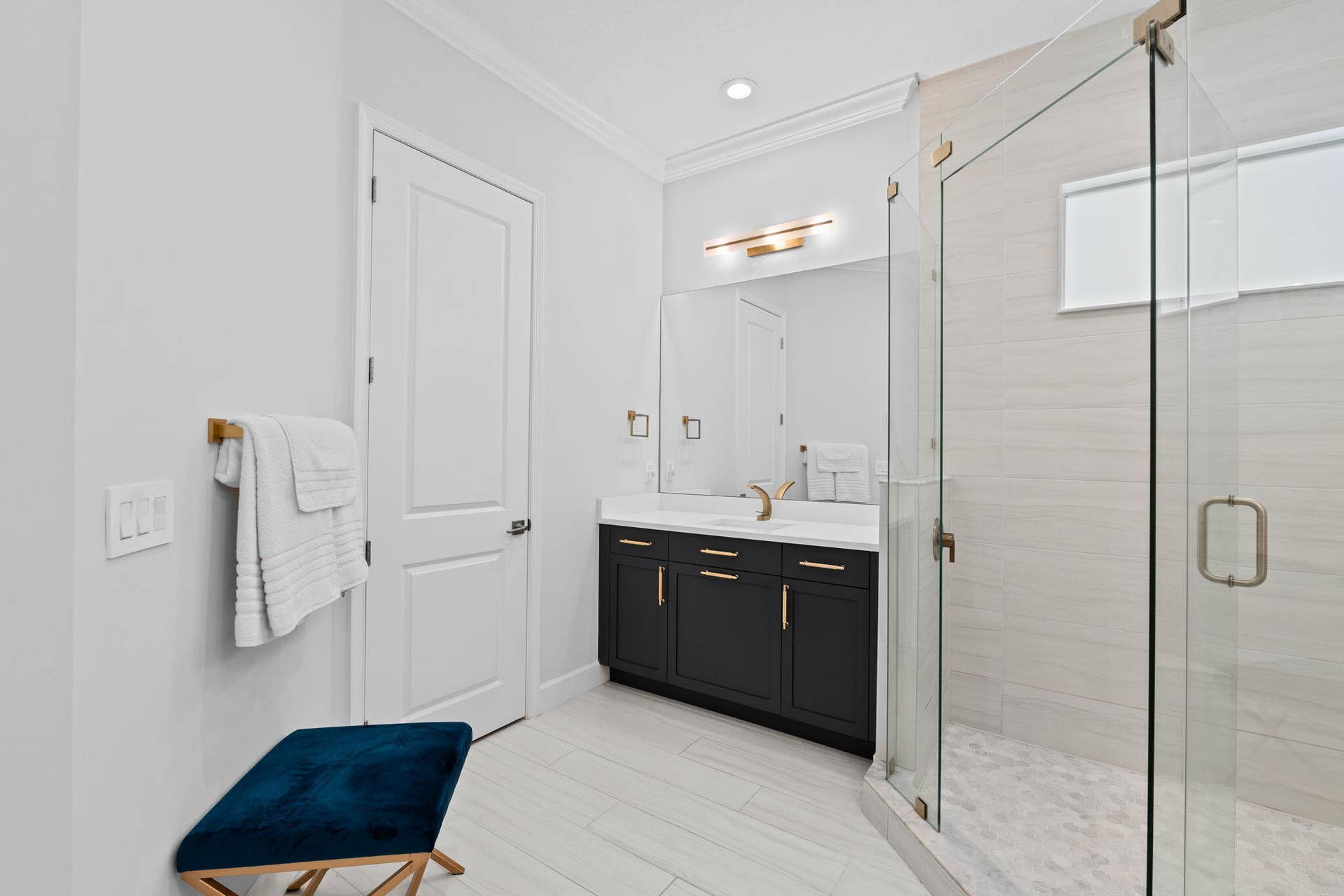 8-web-or-mls-A7404979