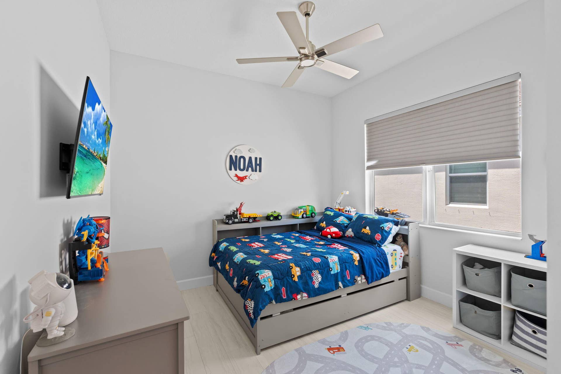 15-web-or-mls-A7404938