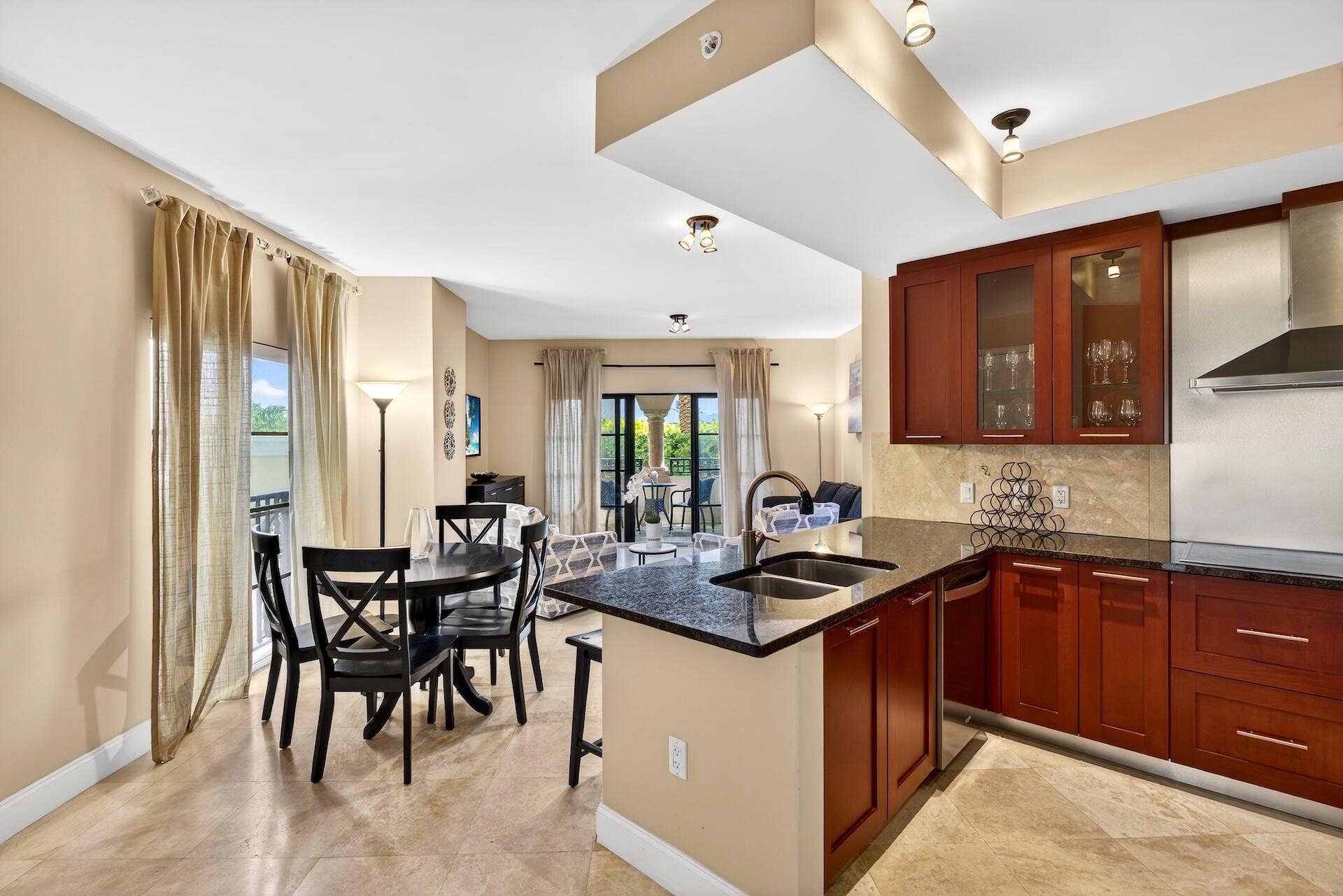 Fountains 328KITCHEN AREA-2