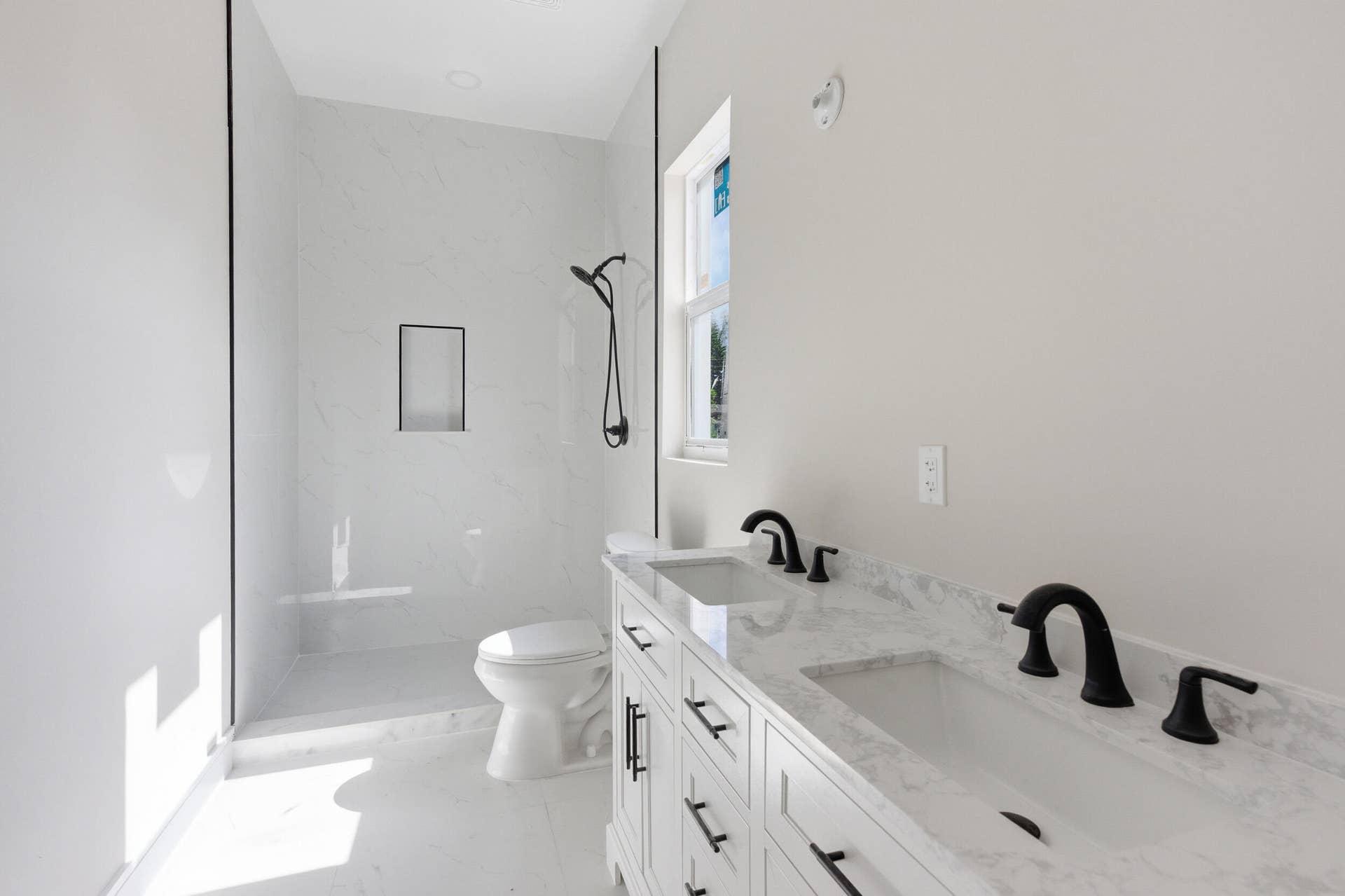 1705 NW 15th Street, Fort Lauderdale, FL 33311 _jjl3509