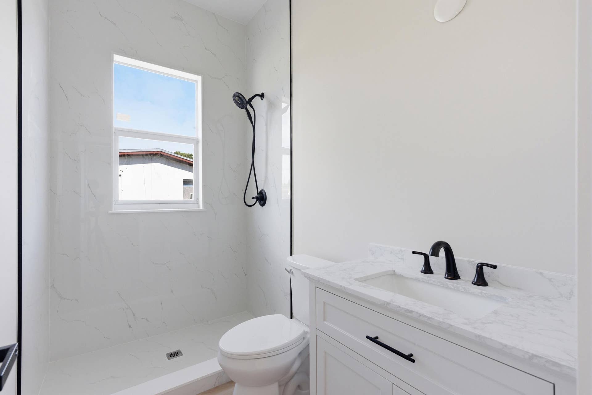 1705 NW 15th Street, Fort Lauderdale, FL 33311 _jjl3524