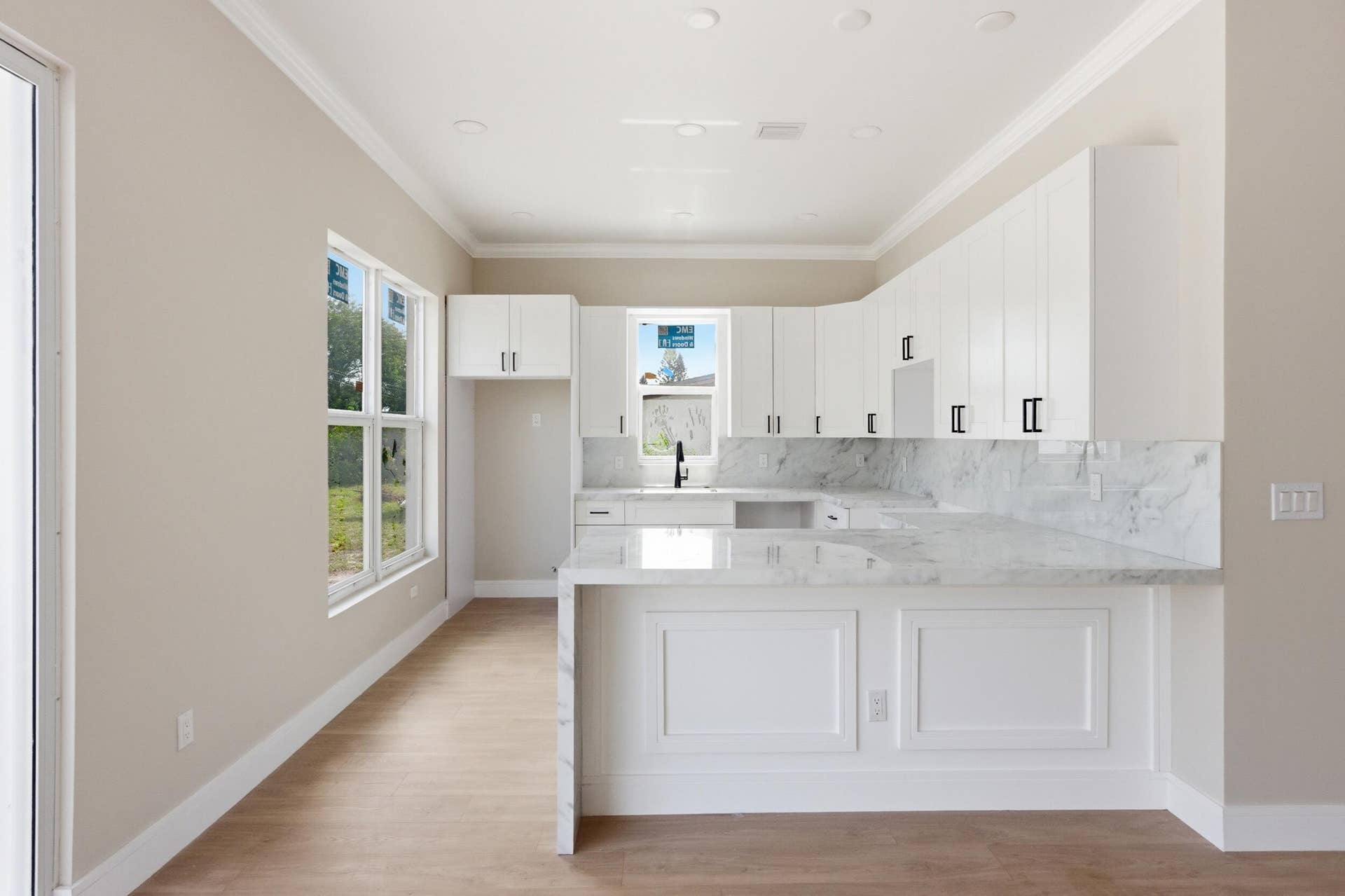 1705 NW 15th Street, Fort Lauderdale, FL 33311 _jjl3544