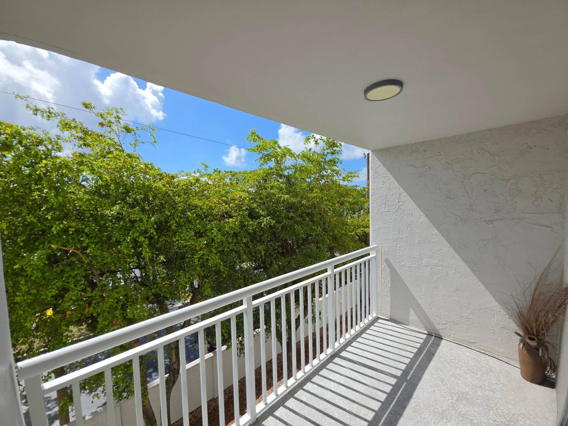 6000 NE 22nd Way, #3g, Fort Lauderdale, FL 33308 20260523_103545_fixed