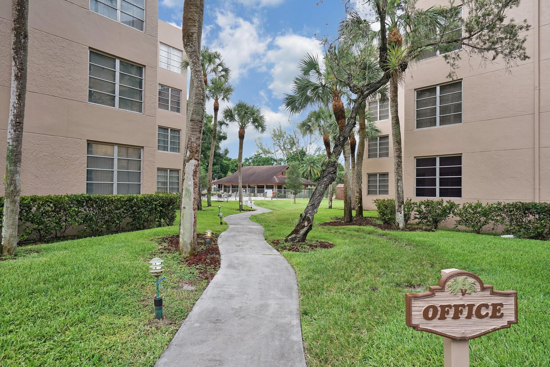 1831 Sabal Palm Drive, #202, Davie, Davie, FL 33324 Photo 41