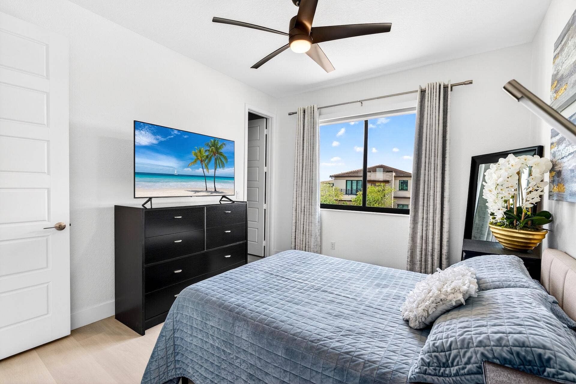 BEDROOM-3