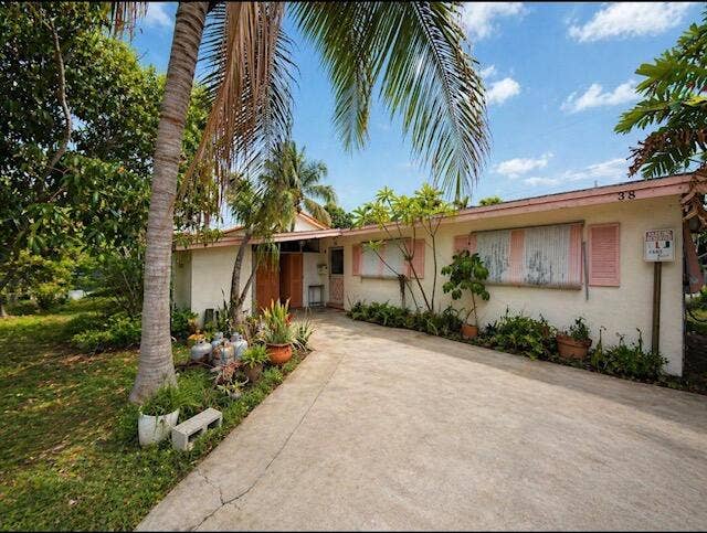 Property photo for 38 SE 8th Avenue, Deerfield Beach, FL