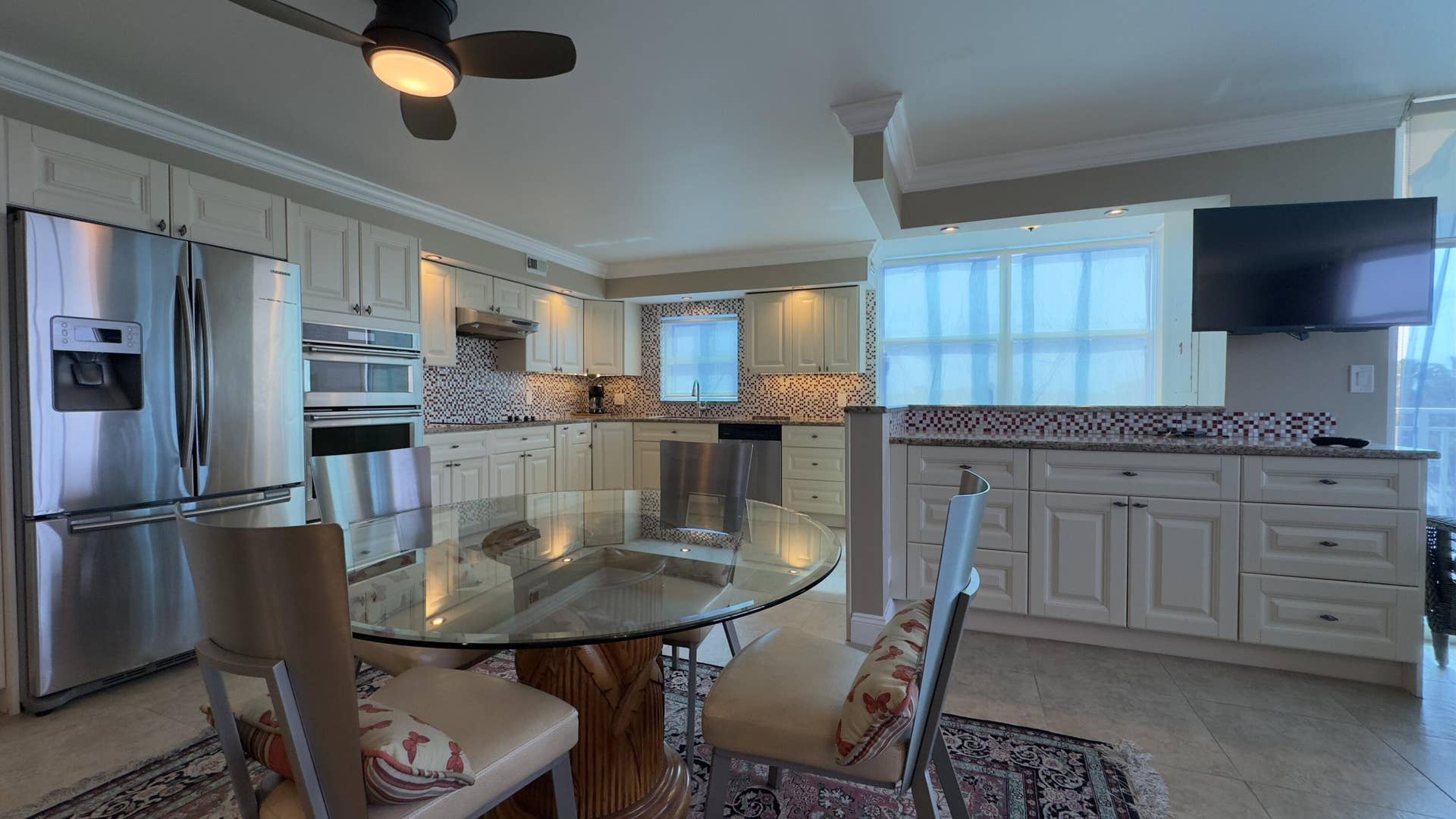 5200 N Ocean Boulevard, #511a, Lauderdale By The Sea, FL 33308 Kitchen