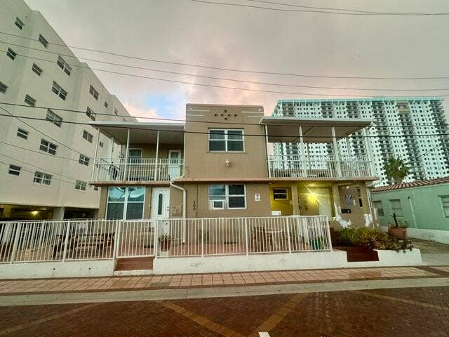 Property photo for 300 Georgia Street, #1-5, Hollywood, FL