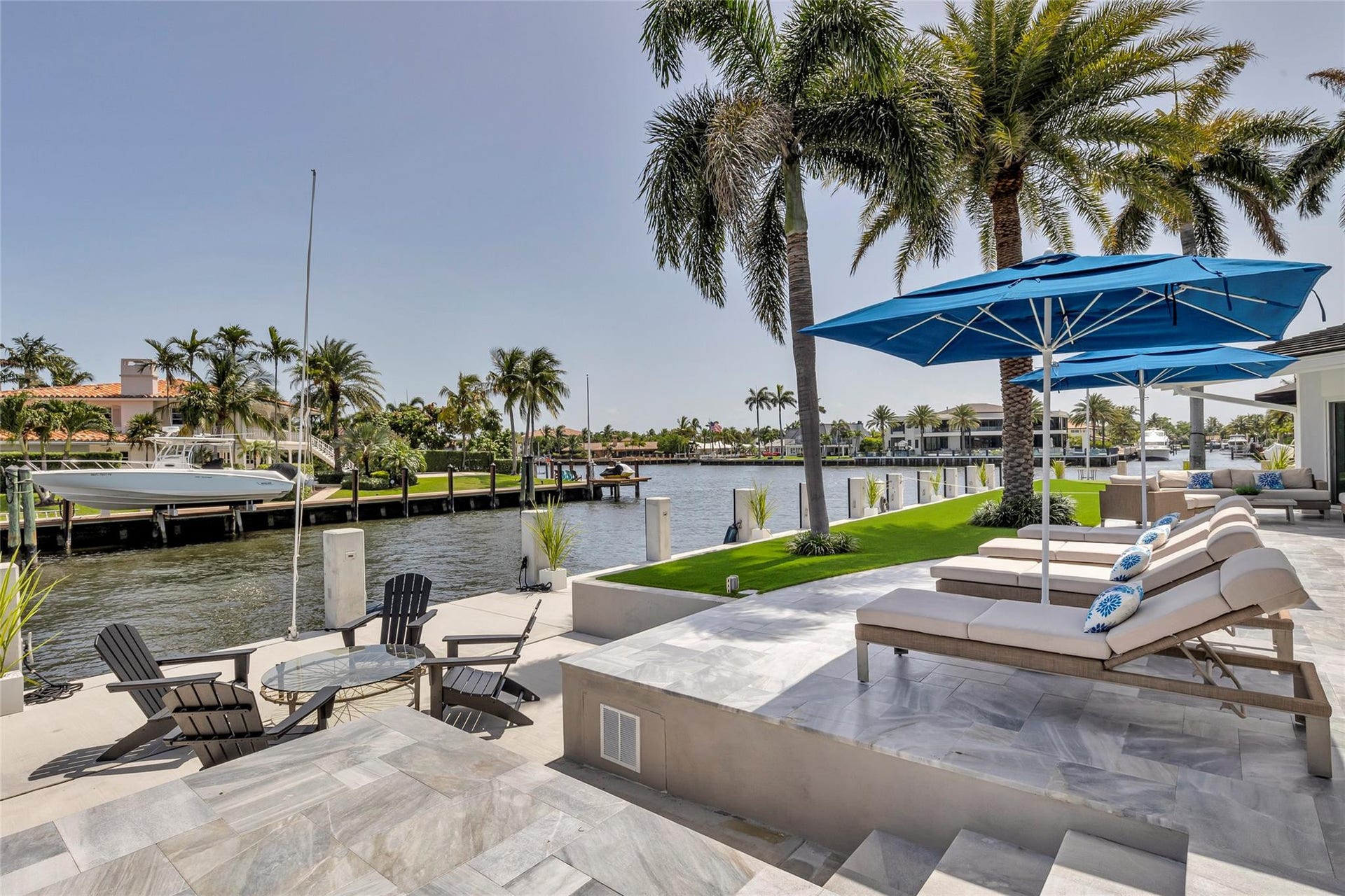 150ft Dockage with multiple sitting and lounging areas.