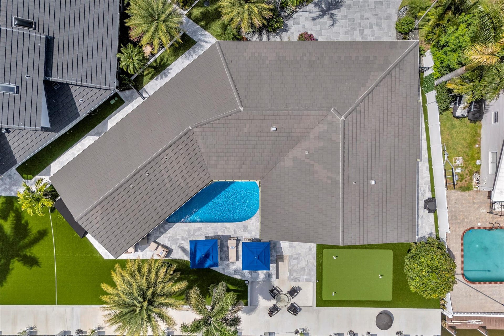 One of kind 3 Bedroom / 3.5 Bathroom Waterfront Estate all 1 Level with Intercostal Views and 150ft of dockage.