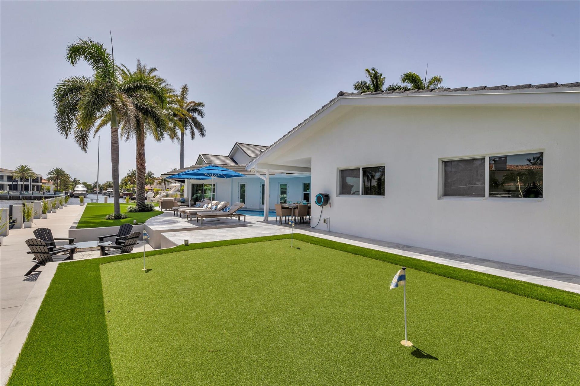 Putting Green overlooking intercoastal