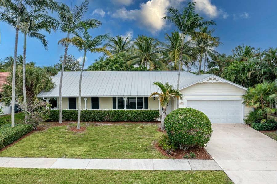 Property photo for 18014 Perigon Way, Jupiter, FL
