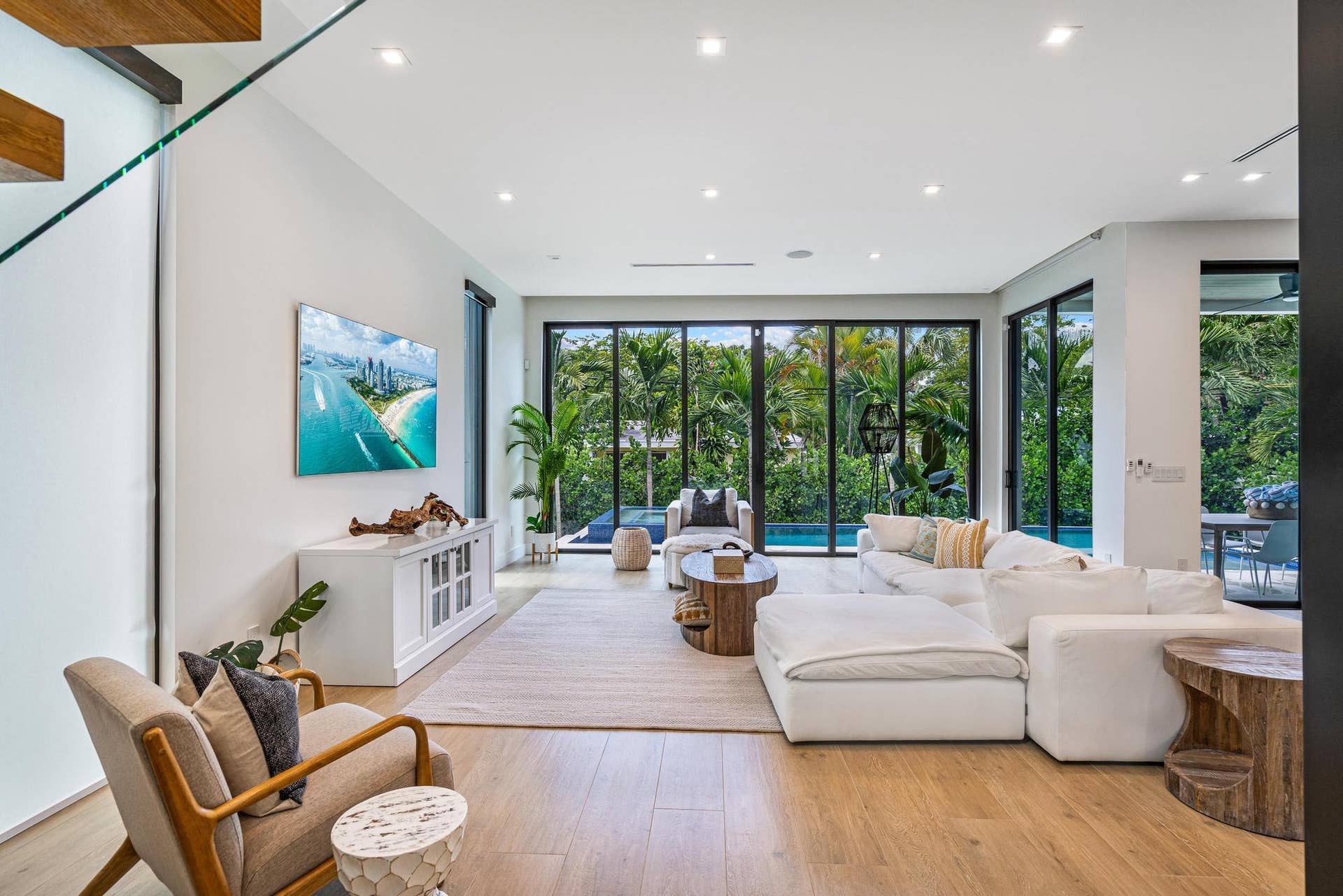 Host family and friends in an elevated setting designed for refined entertaining.