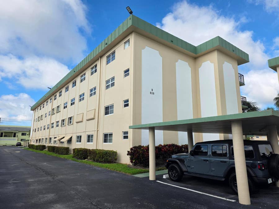 Property photo for 808 SE 7th Street, #101, Deerfield Beach, FL