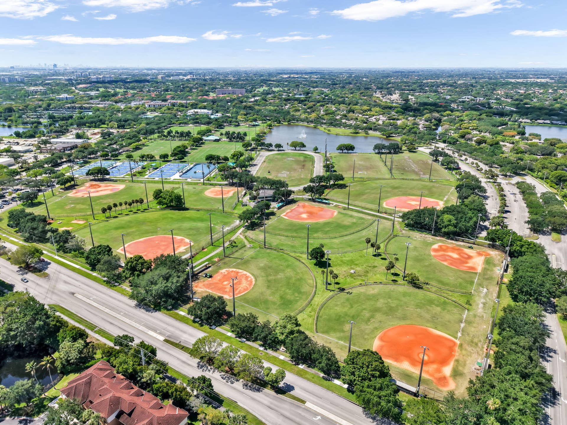 9204 NW 9th Court, Plantation, FL 33324 1-web-or-mls-DJI_20260514111758_0148_D