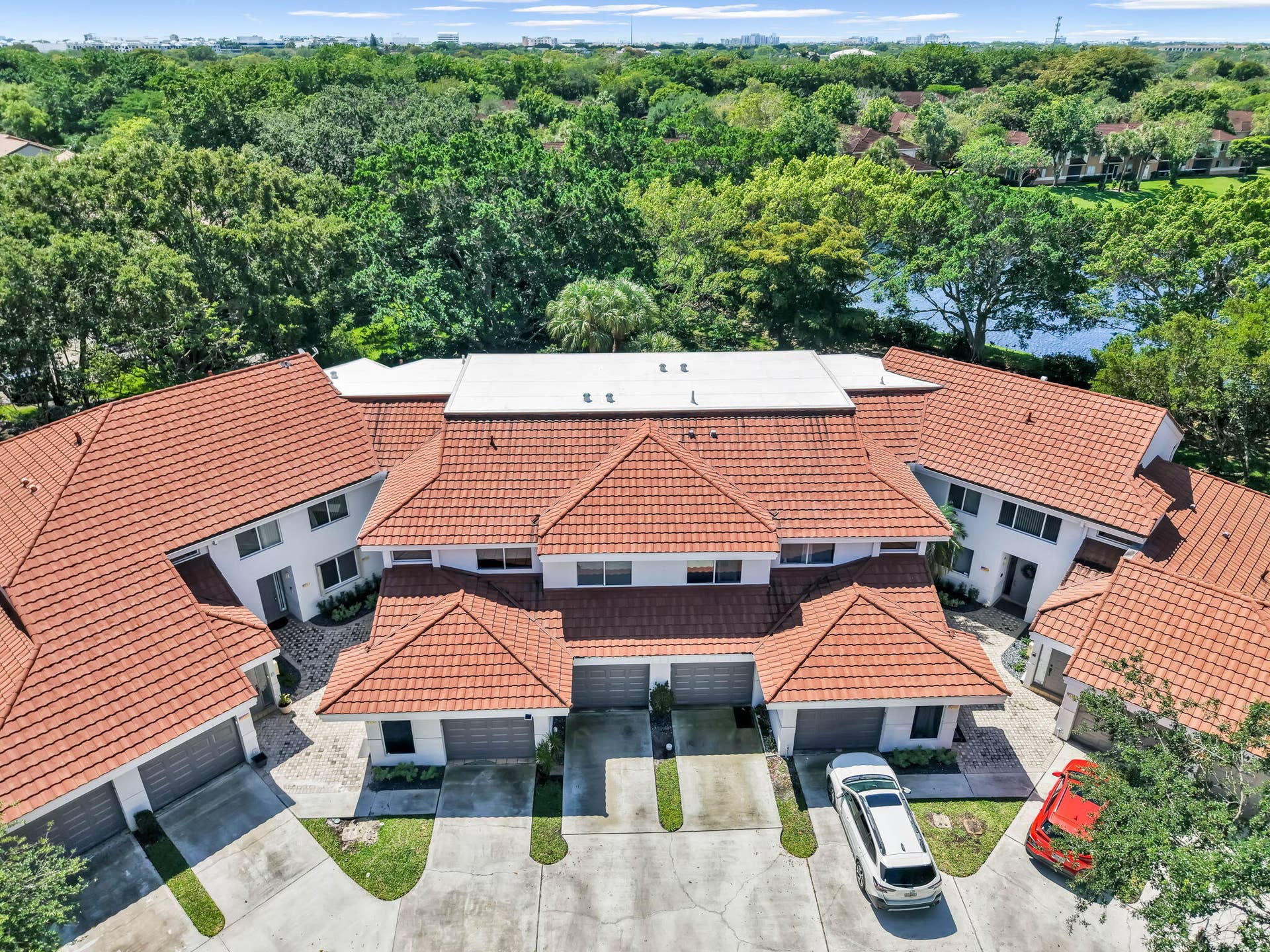 9204 NW 9th Court, Plantation, FL 33324 39-web-or-mls-DJI_20260514111601_0145_D
