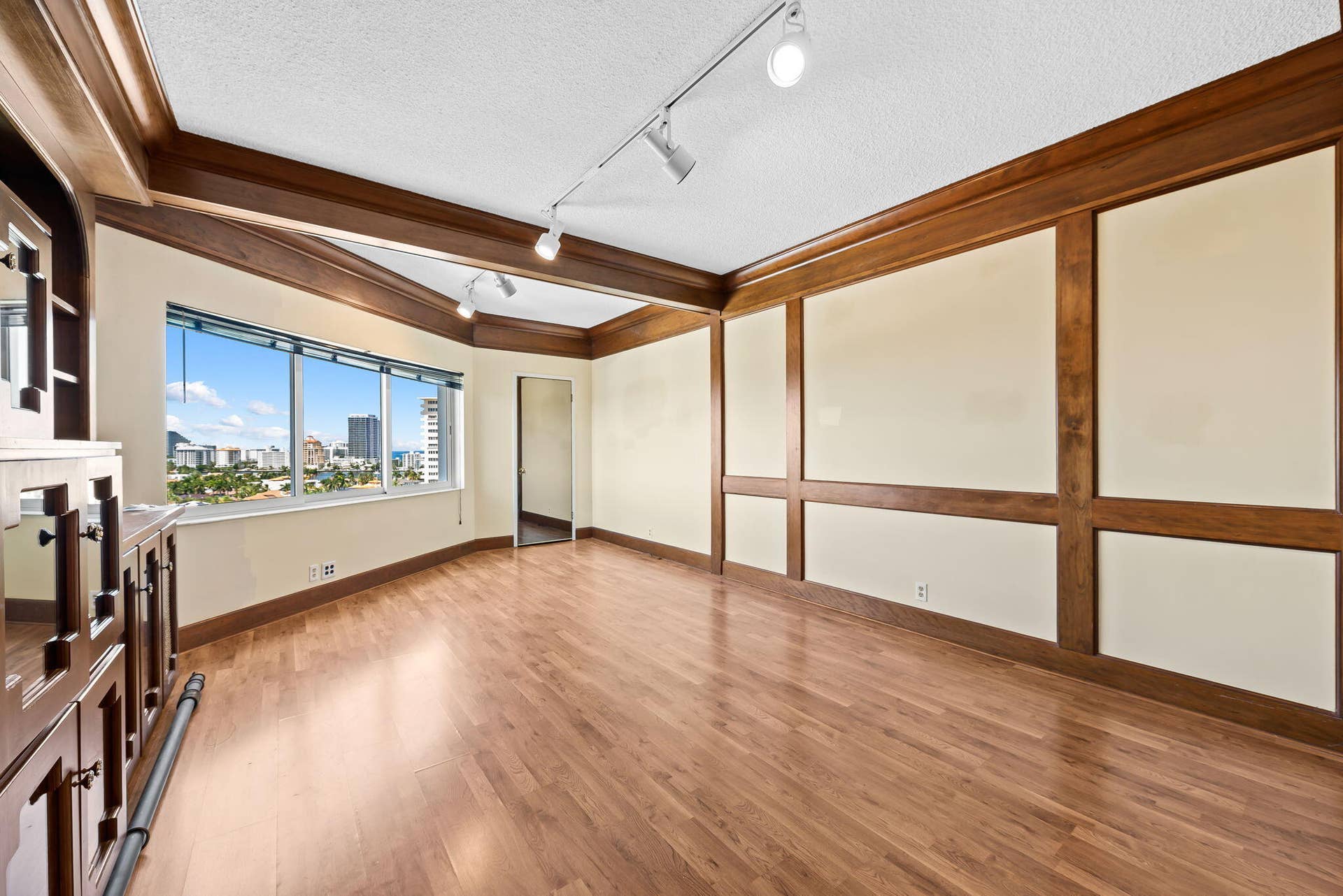 Spacious second master suite