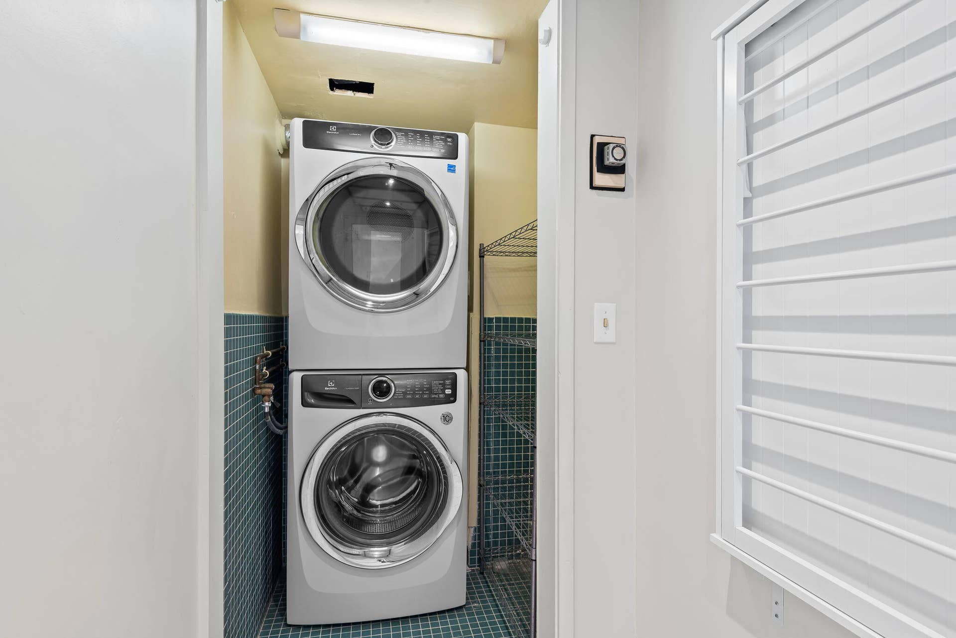 laundry room off kitchen area