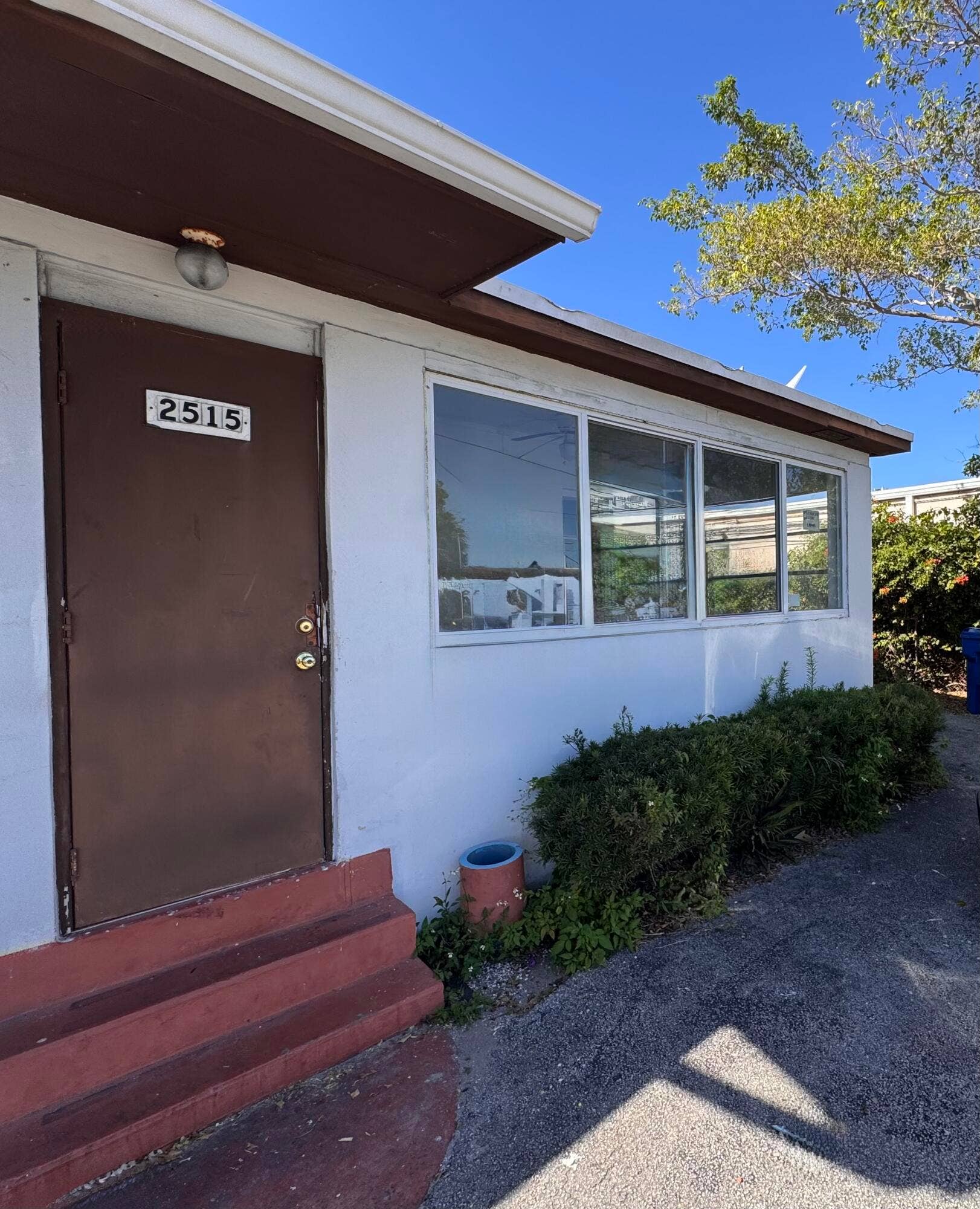 2515 Avenue E, Riviera Beach, FL 33404 IMG_6579
