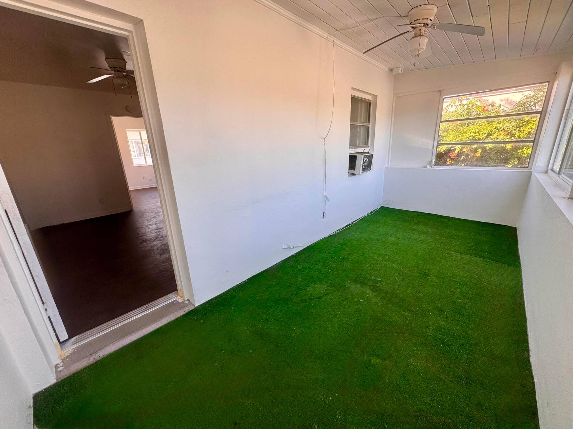 2515 Avenue E, Riviera Beach, FL 33404 IMG_6602