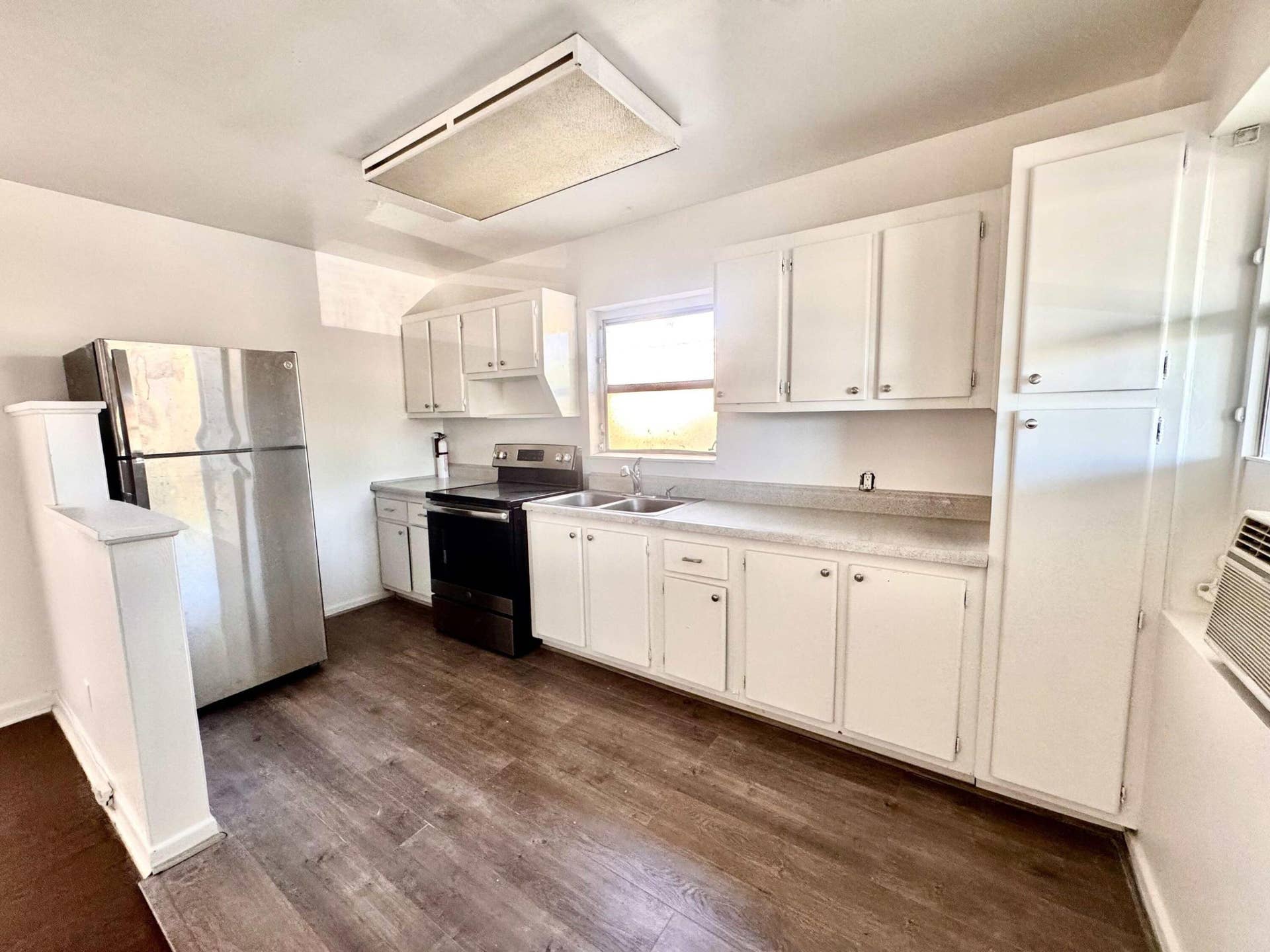2515 Avenue E, Riviera Beach, FL 33404 WhatsApp Image 2026-05-18 at 12.54.49 (6