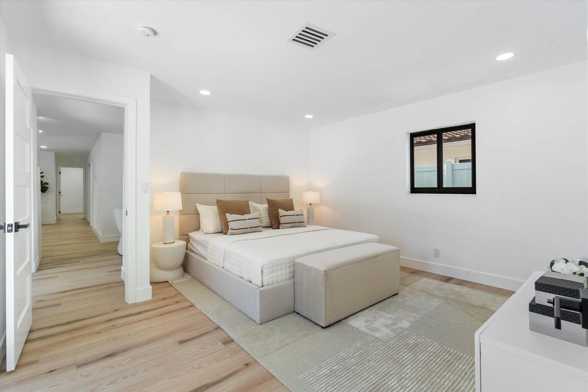 4721 Bayview Drive, Fort Lauderdale, FL 33308 18-4721 Bayview Drive Ft. Lauderdale, FL