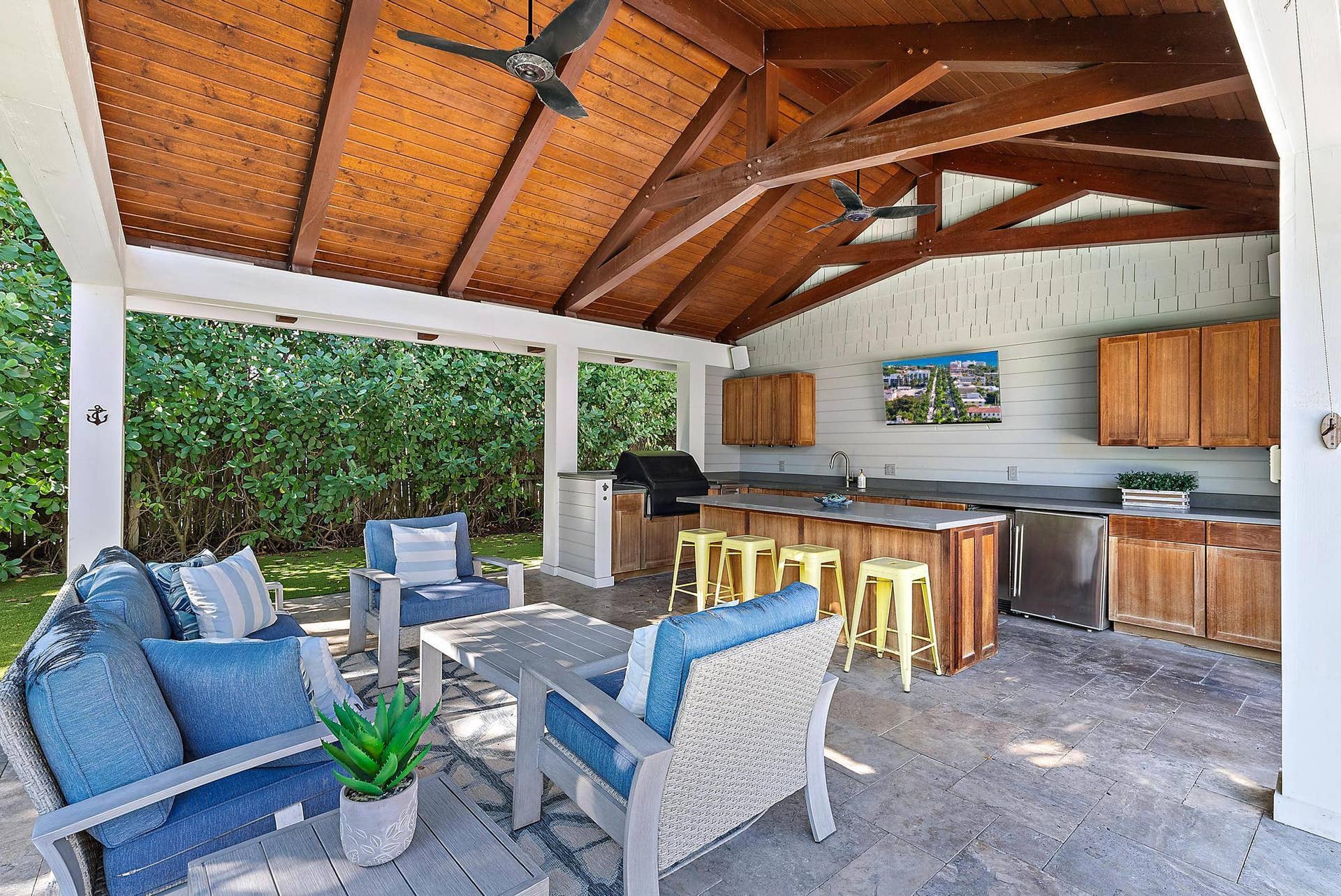 3109 Washington Road, West Palm Beach, FL 33405 Outdoor Kitchen
