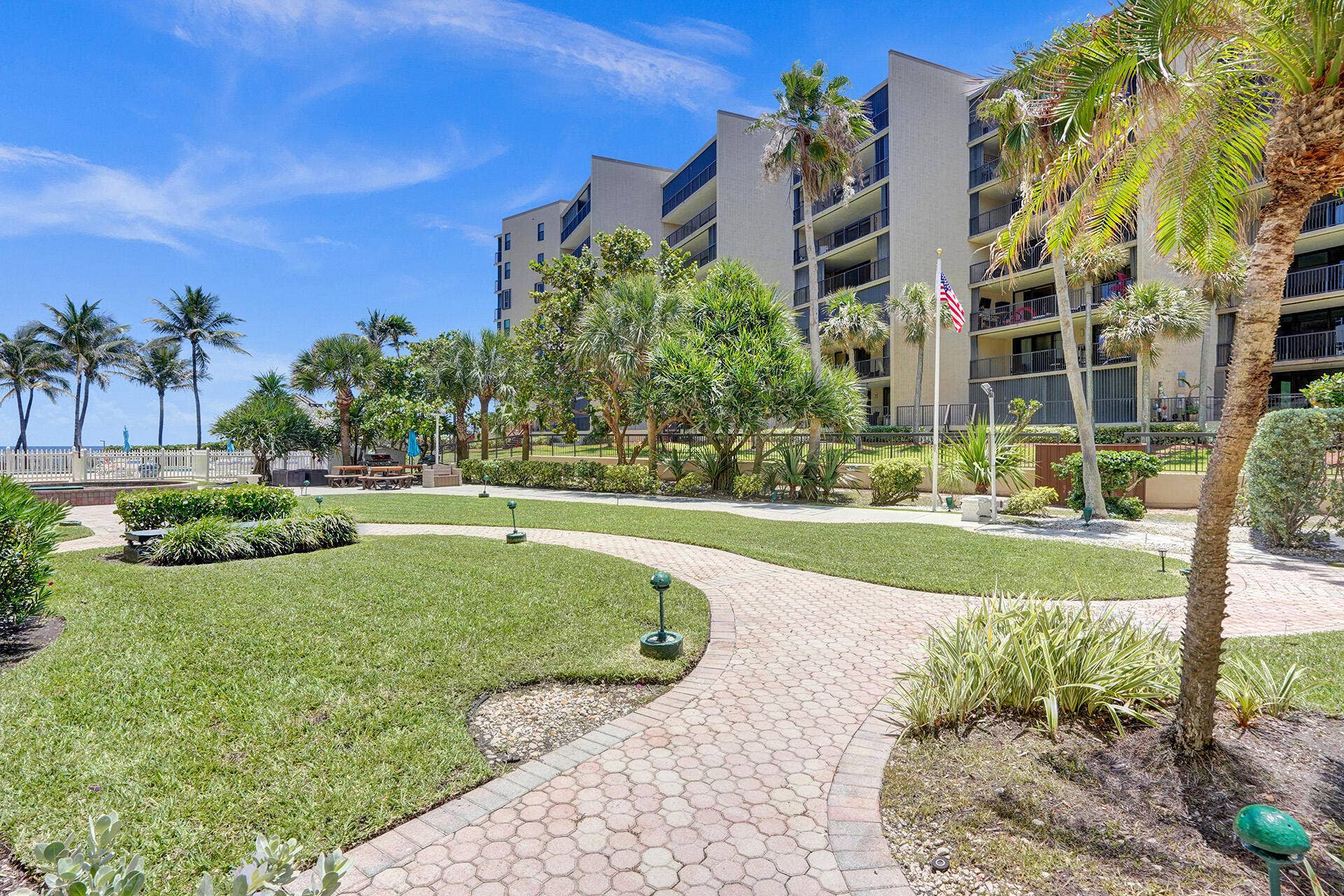 1169 Hillsboro, #203, Hillsboro Beach, Hillsboro Beach, FL 33062 ROY01913