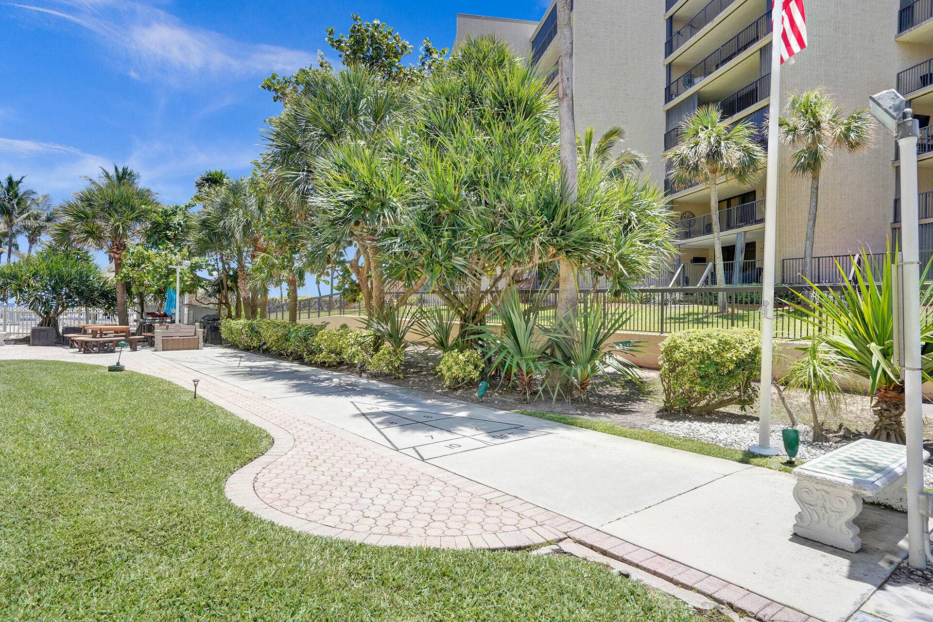 1169 Hillsboro, #203, Hillsboro Beach, Hillsboro Beach, FL 33062 ROY01916