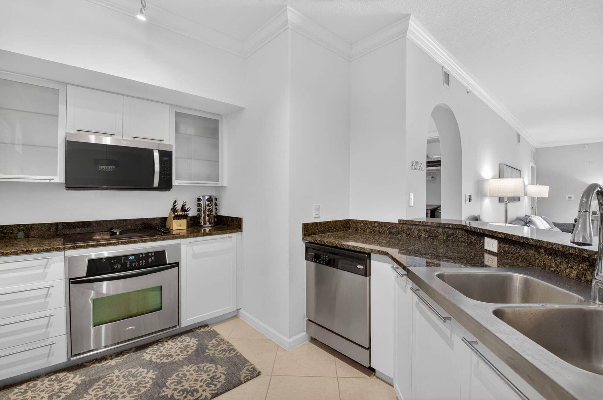 225 NE 1st Street, Delray Beach, FL 33444 18-web-or-mls-DSC_1893