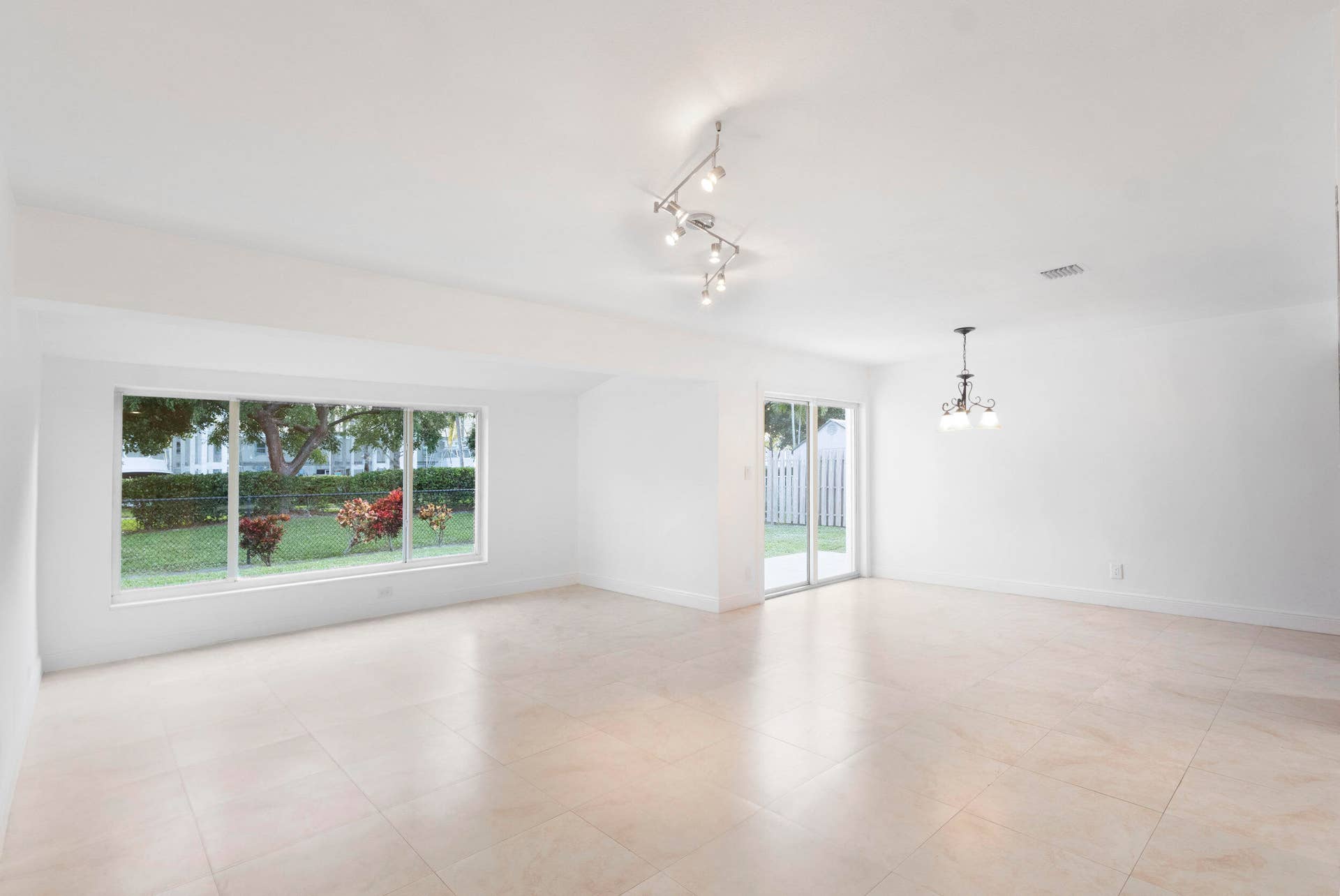 2940 NE 18th Street, Pompano Beach, FL 33062 17_img_0844