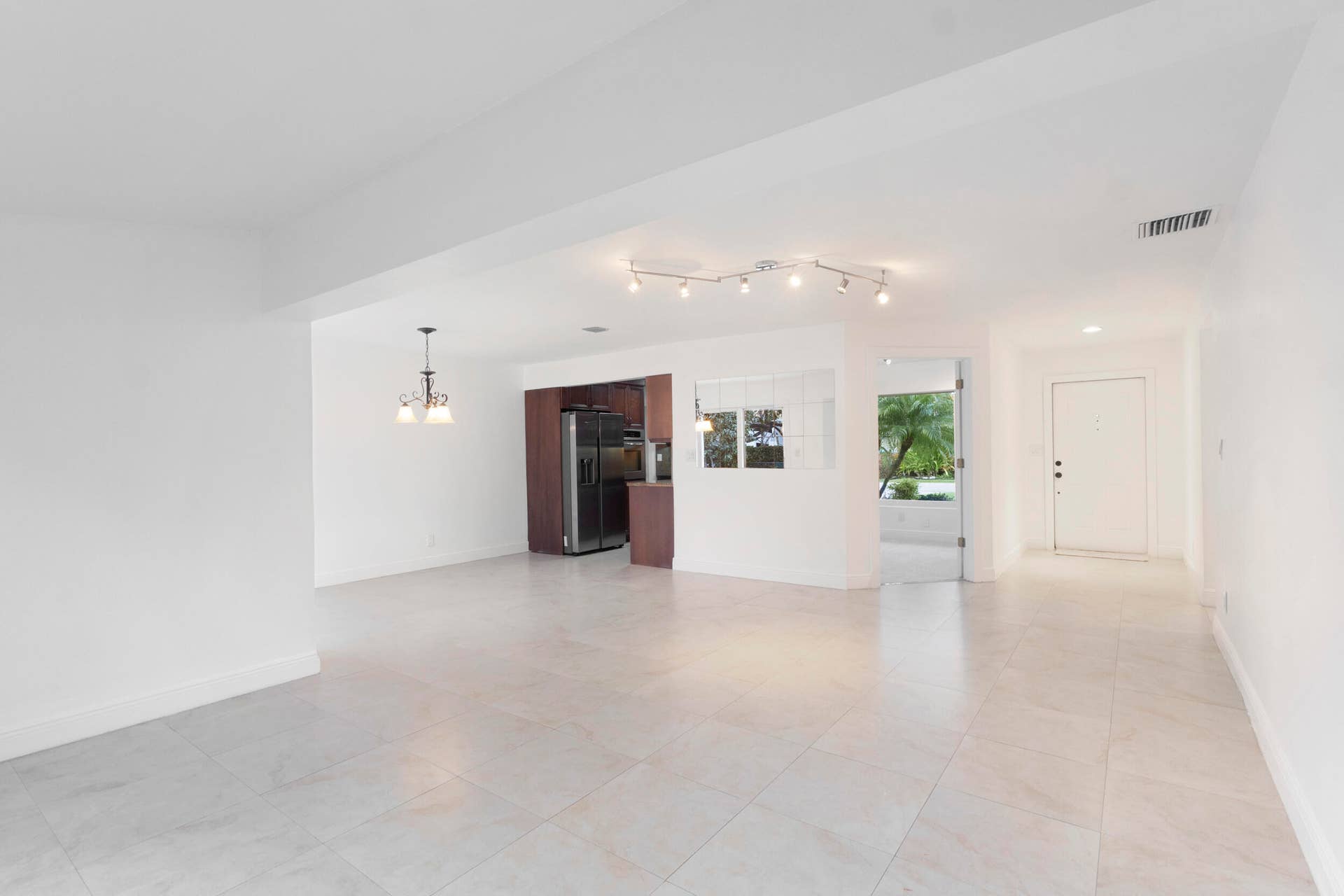 2940 NE 18th Street, Pompano Beach, FL 33062 4_img_0886