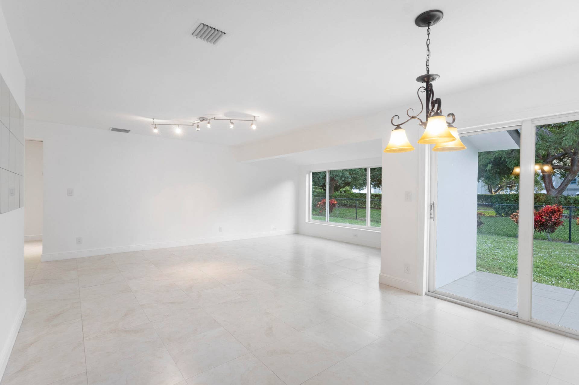 2940 NE 18th Street, Pompano Beach, FL 33062 16_img_0835