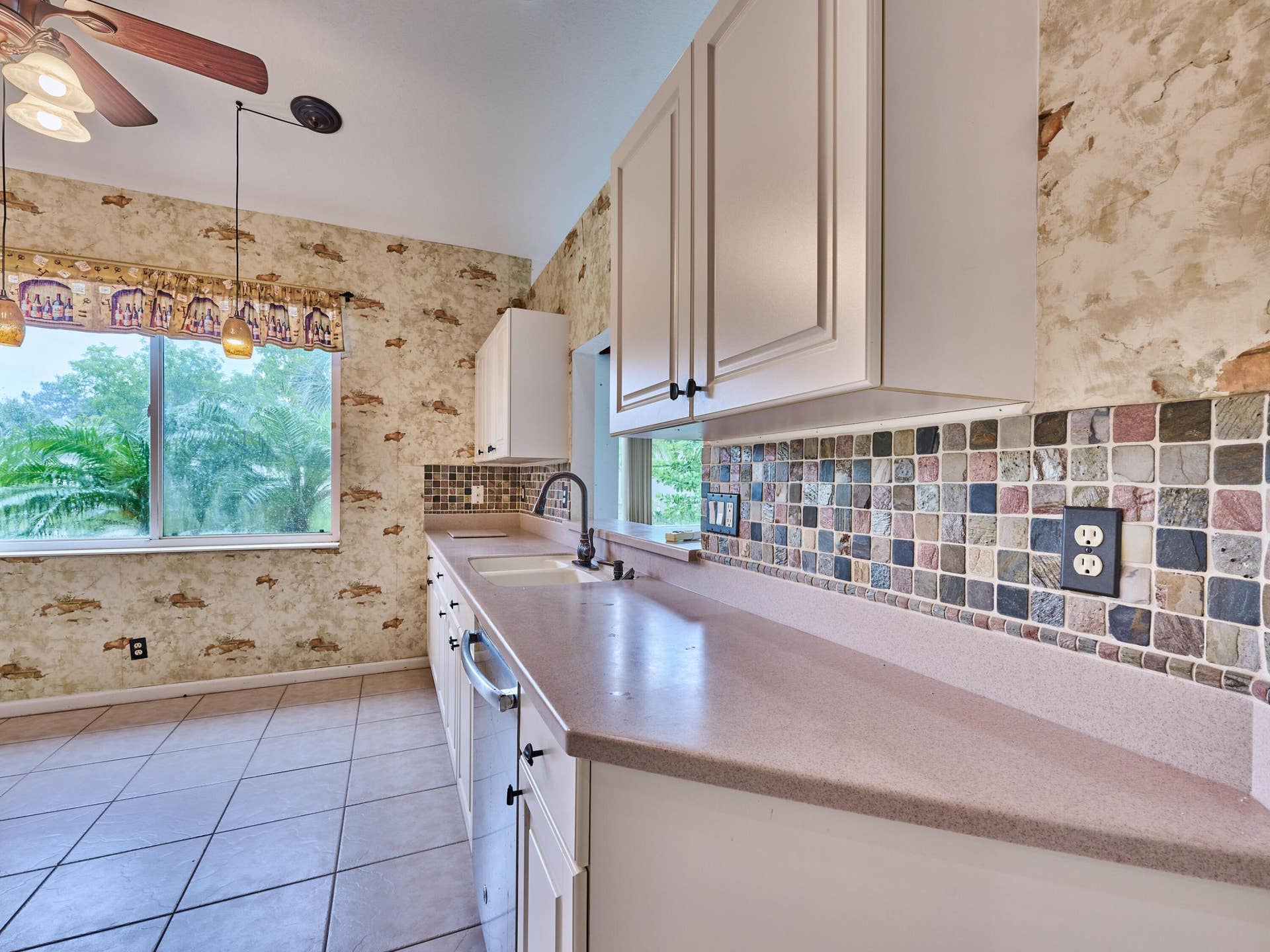2649 Clipper Circle, West Palm Beach, FL 33411 Kitchen