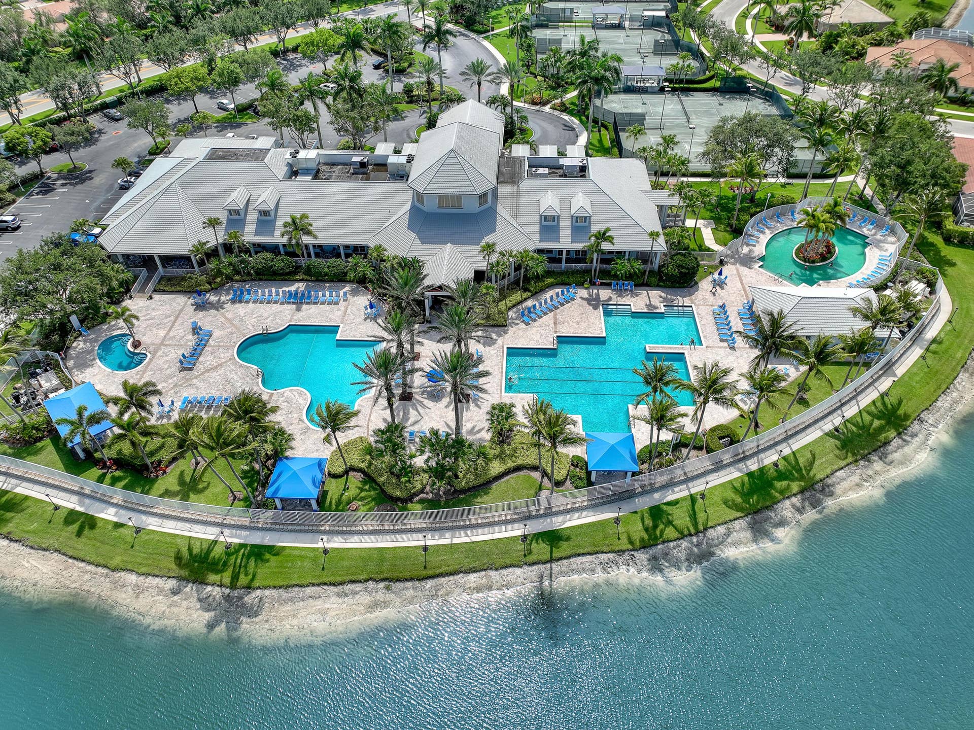 2649 Clipper Circle, West Palm Beach, FL 33411 Family pool, lap pool, resistance pool
