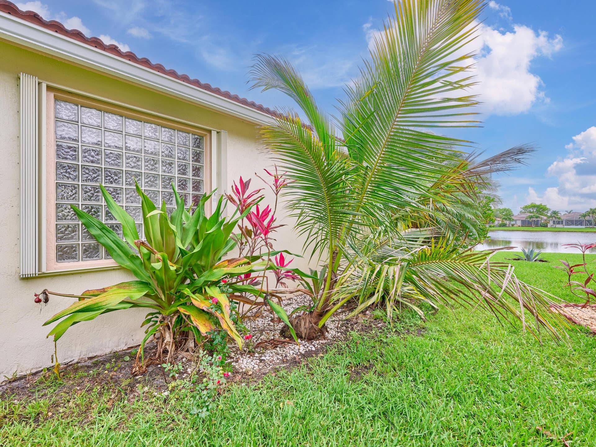 2649 Clipper Circle, West Palm Beach, FL 33411 Side