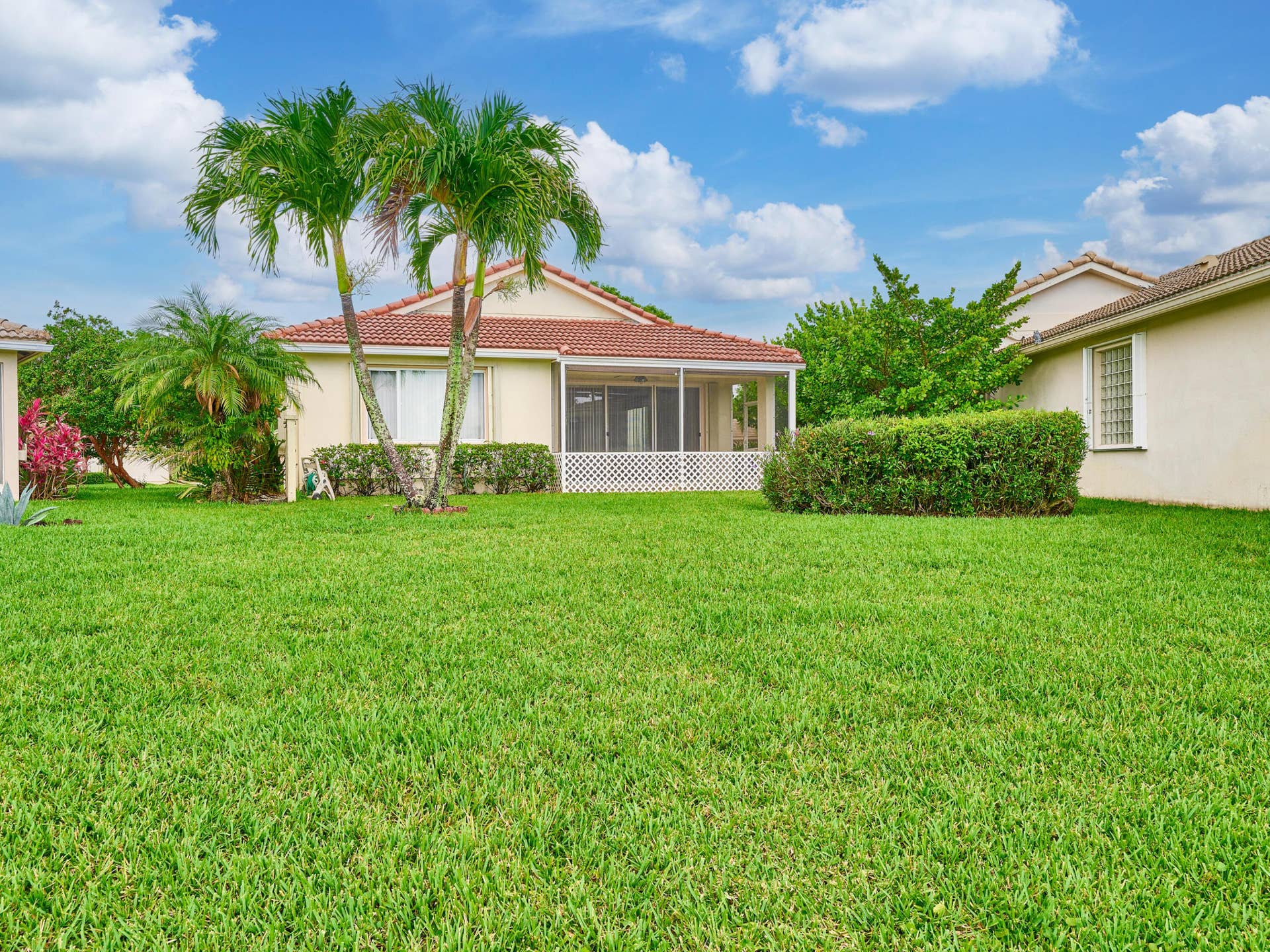 2649 Clipper Circle, West Palm Beach, FL 33411 Screened patio